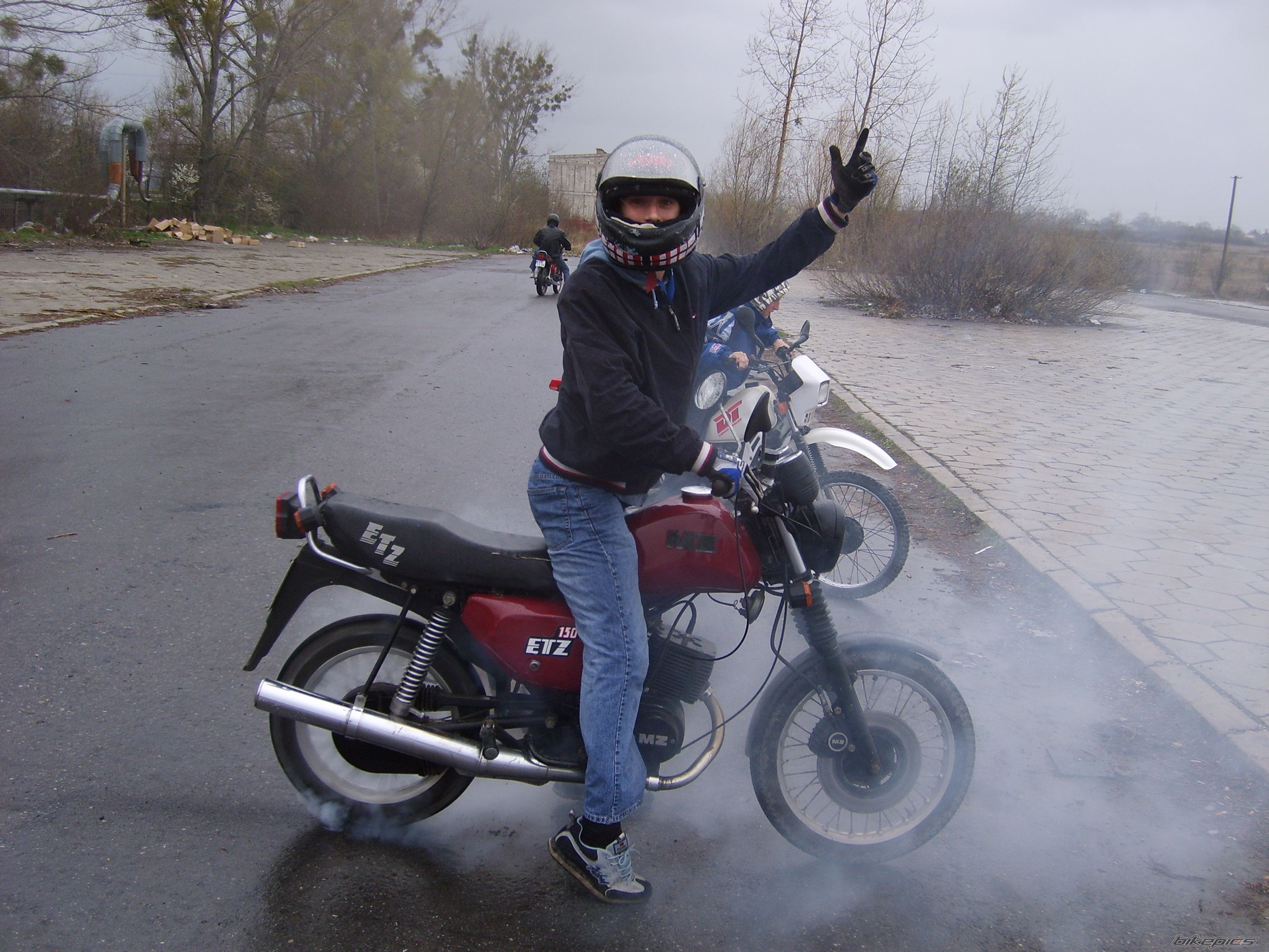 Bike Photo 860092
