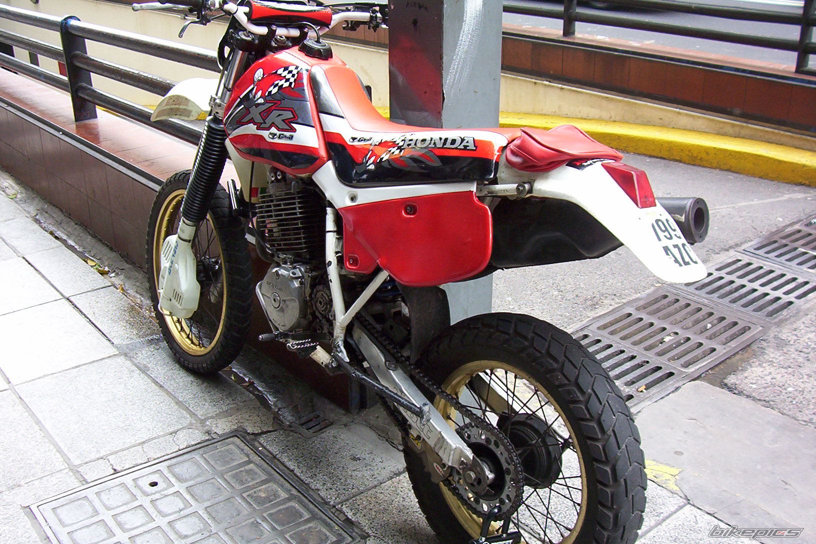 Photo 867880