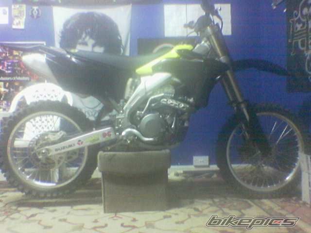 Photo 869702