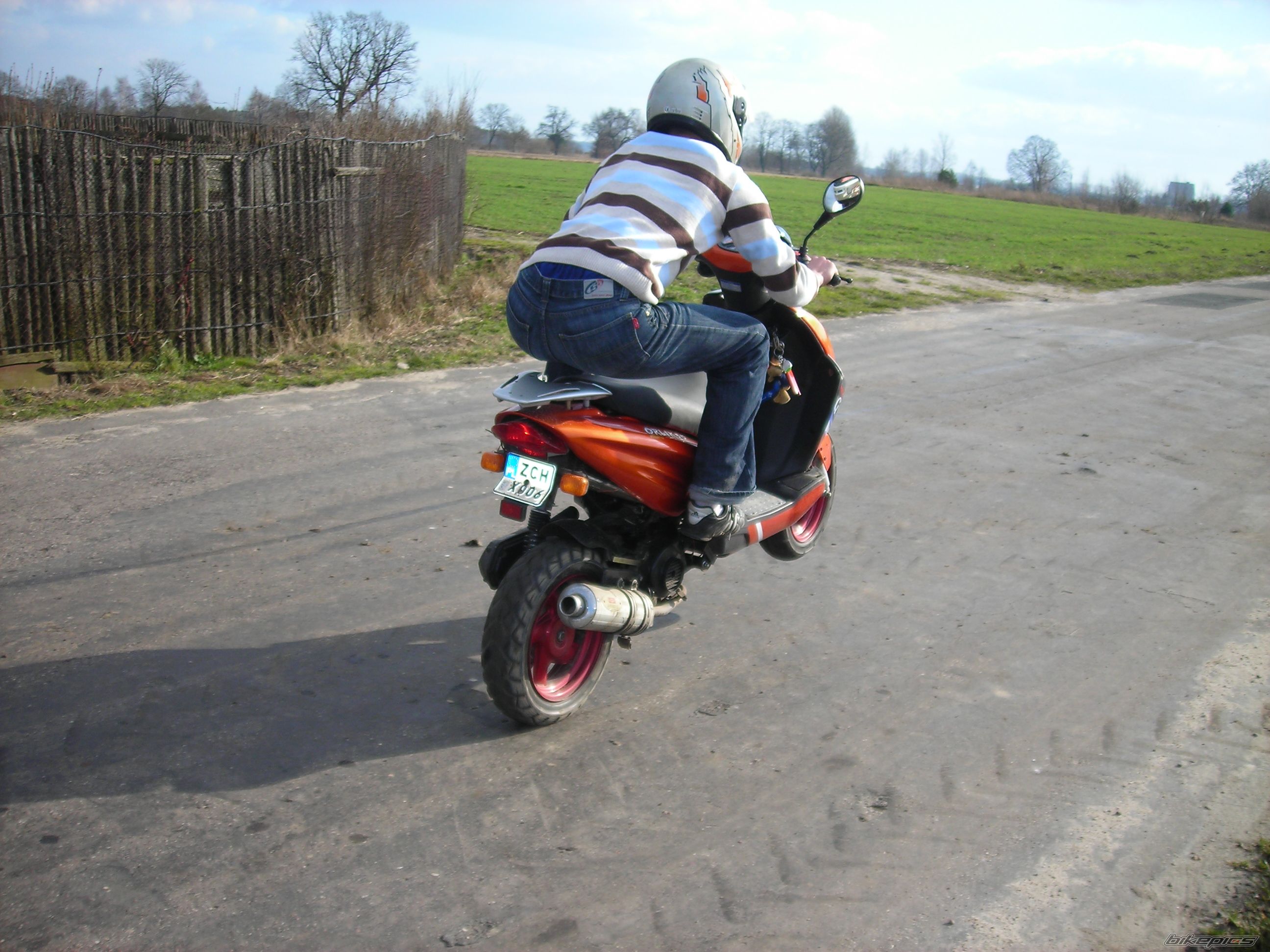 Bike Photo 870121