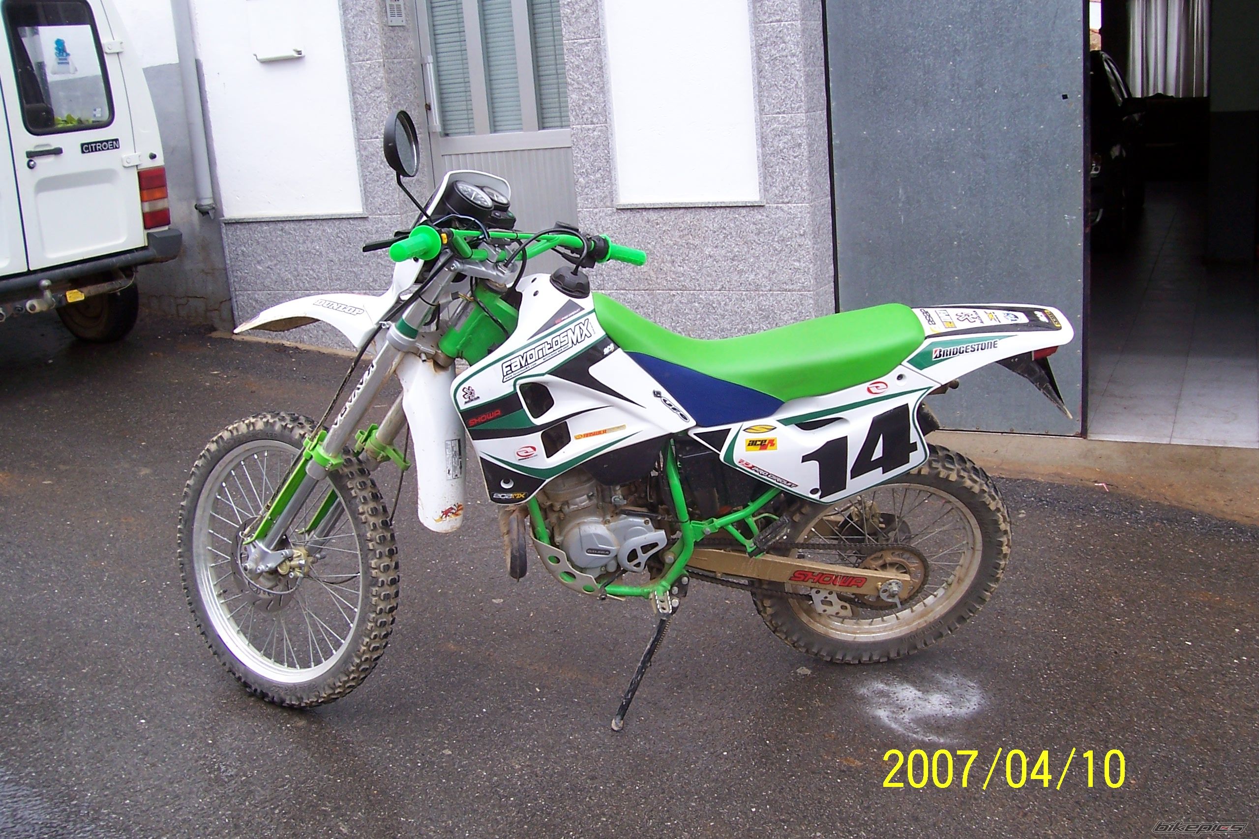 Photo 870215