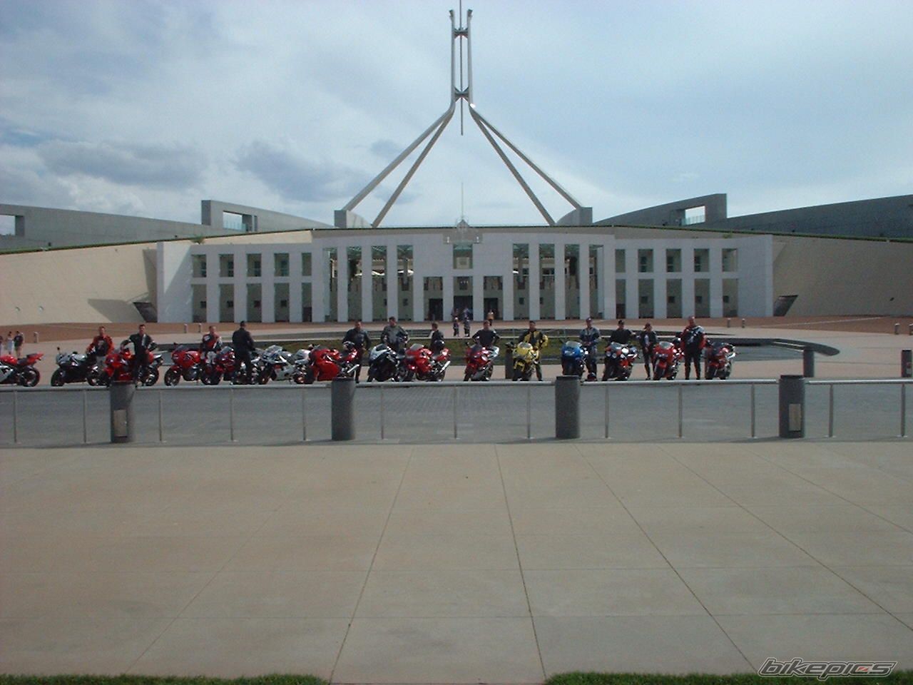 Photo 871136