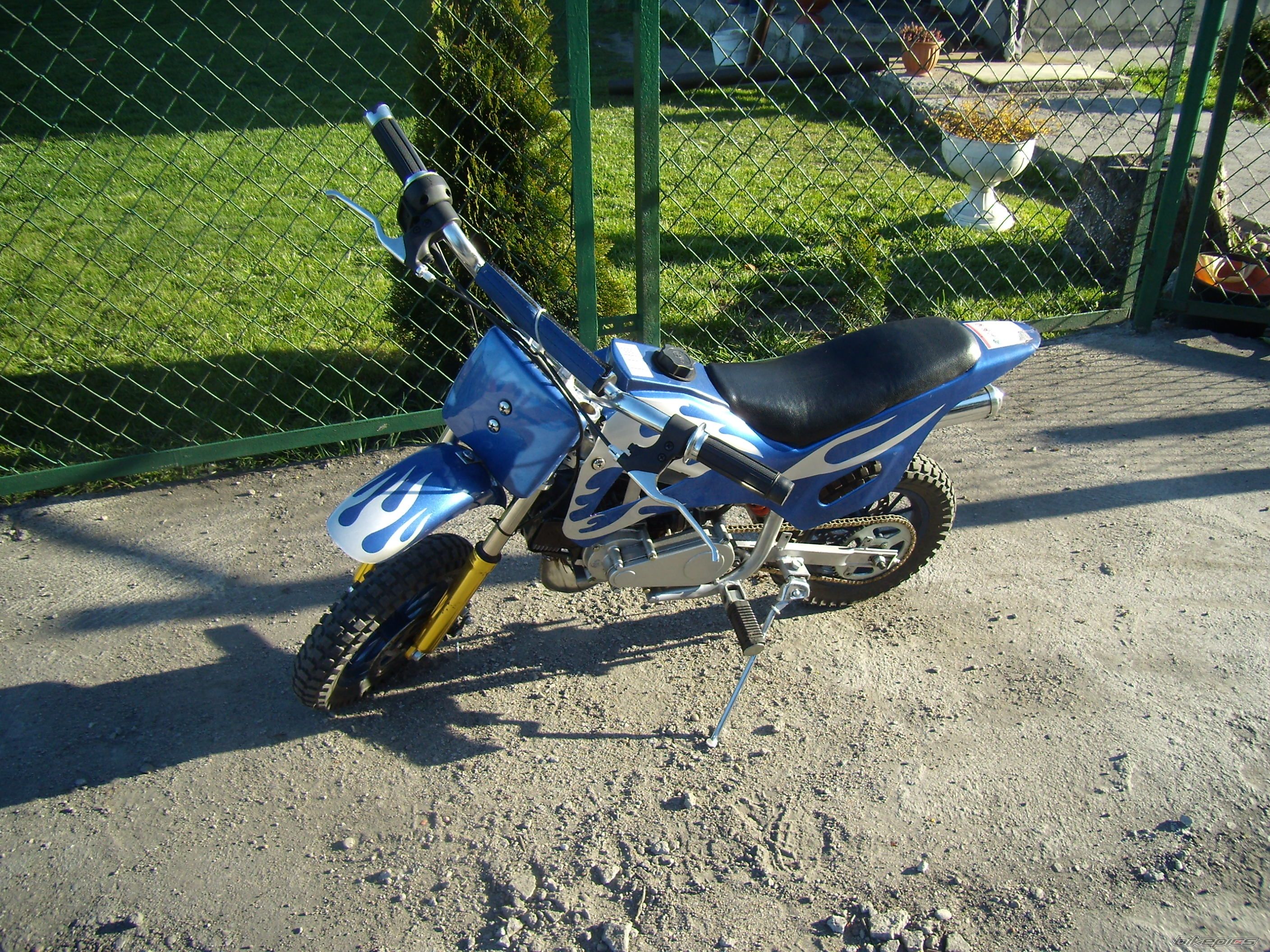 Photo 873044