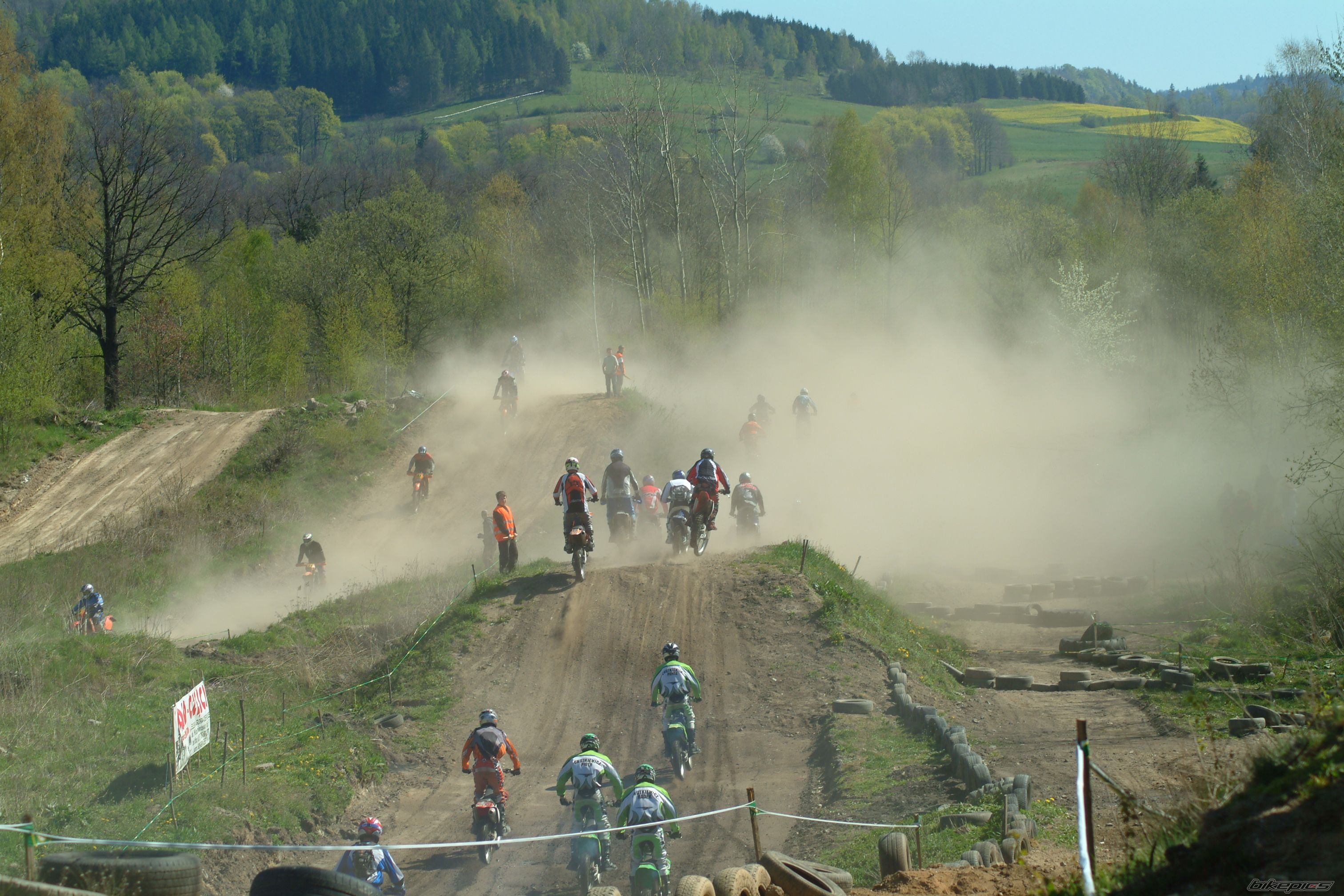 Bike Photo 875078