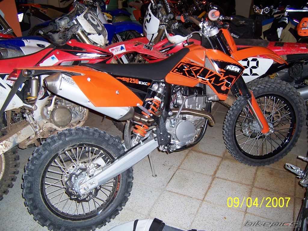 Photo 875162
