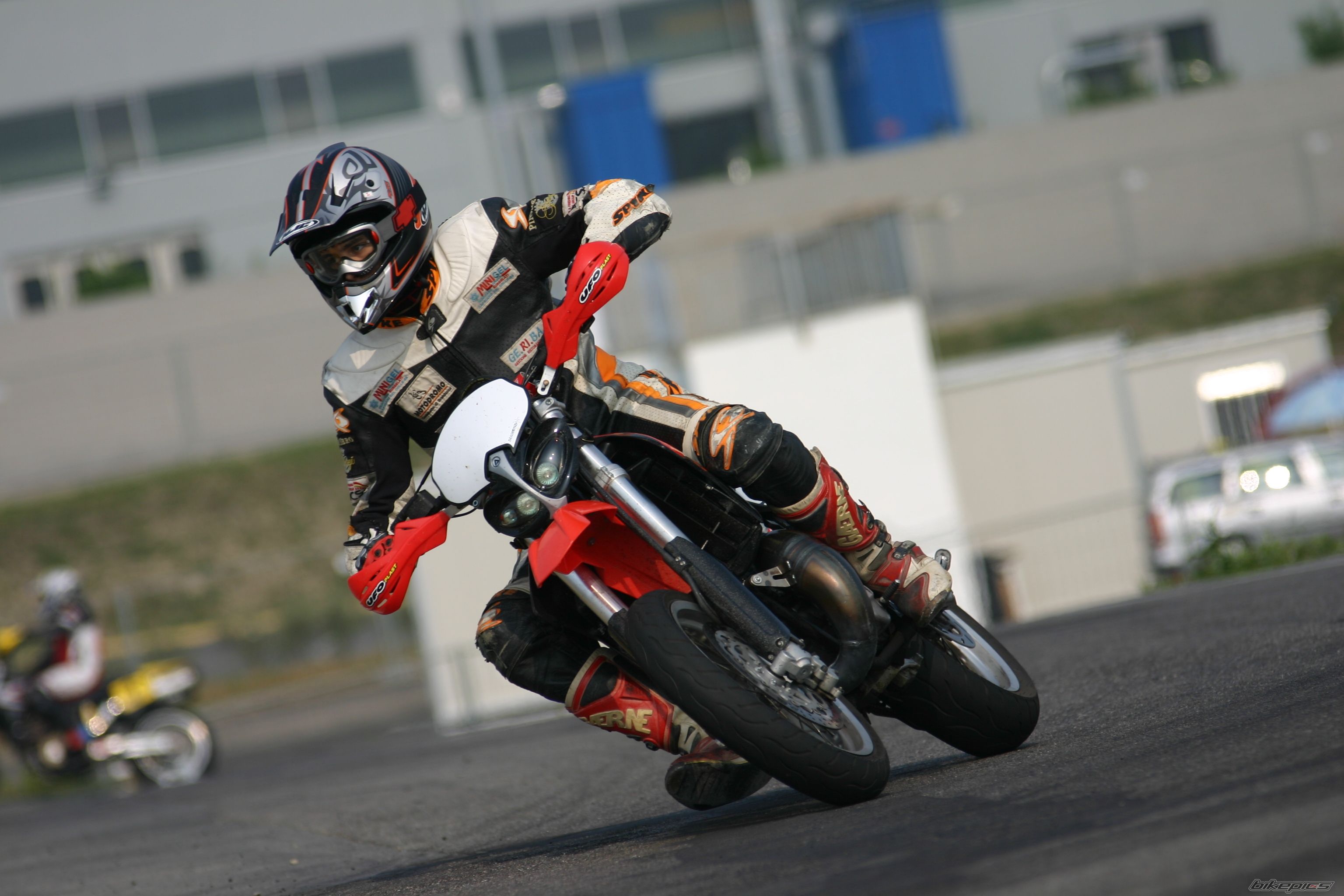 Bike Photo 875474