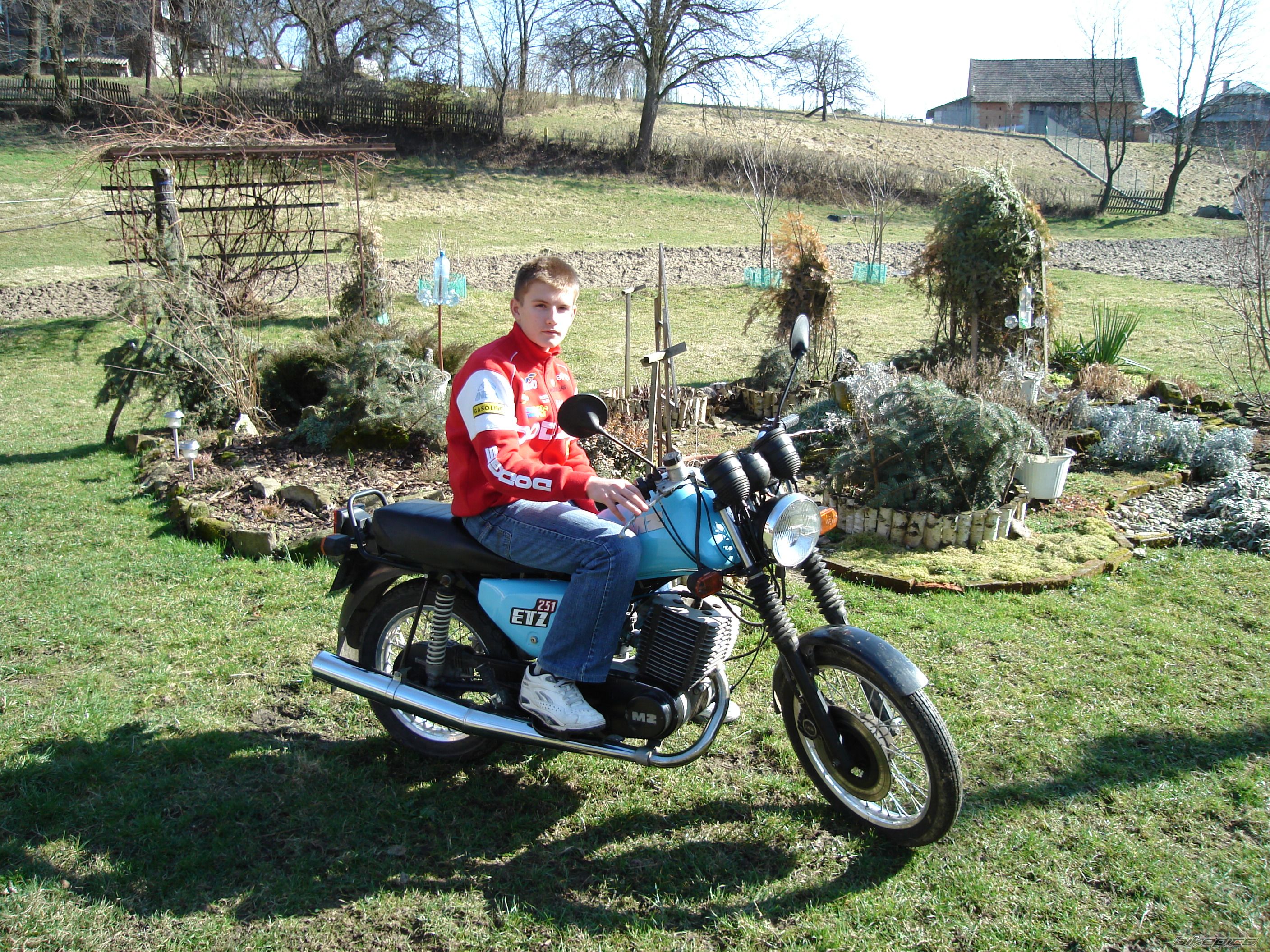 Bike Photo 875587