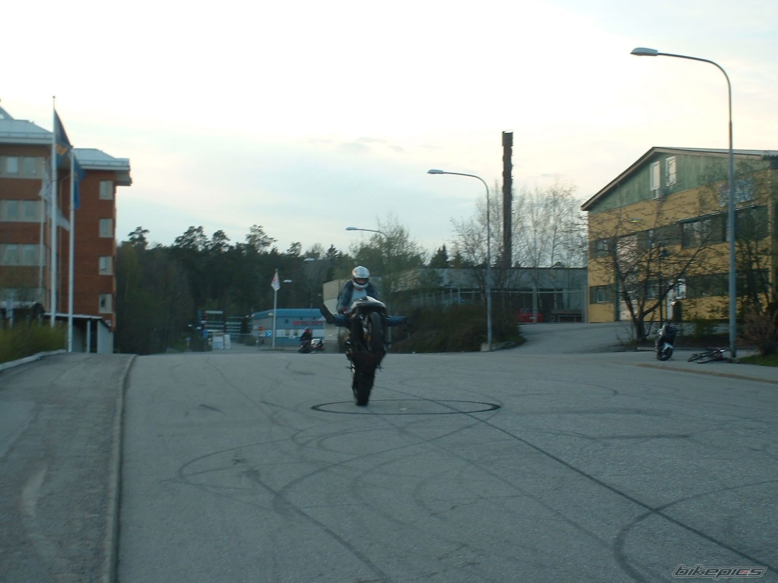 Photo 875889