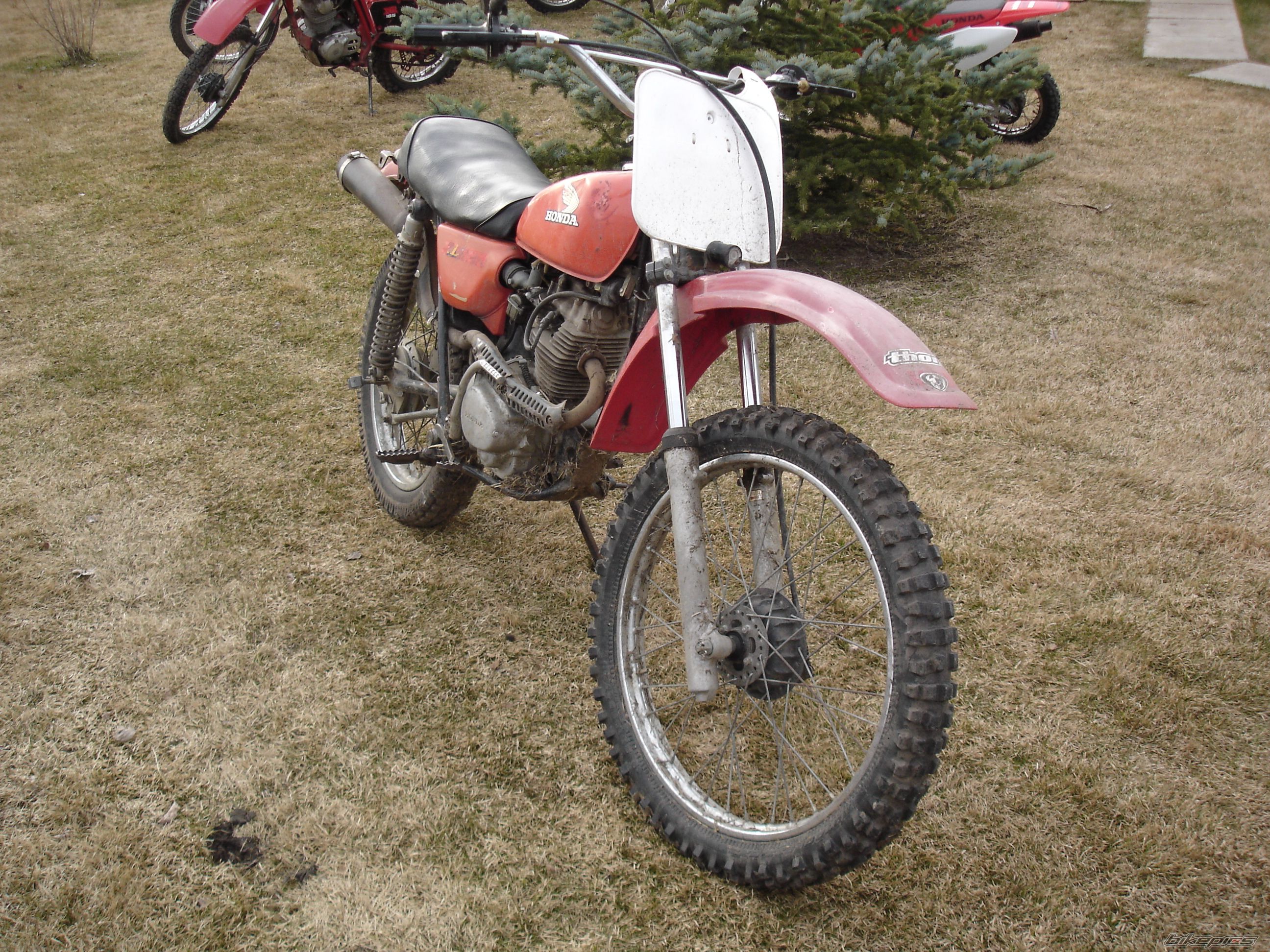 Photo 876086