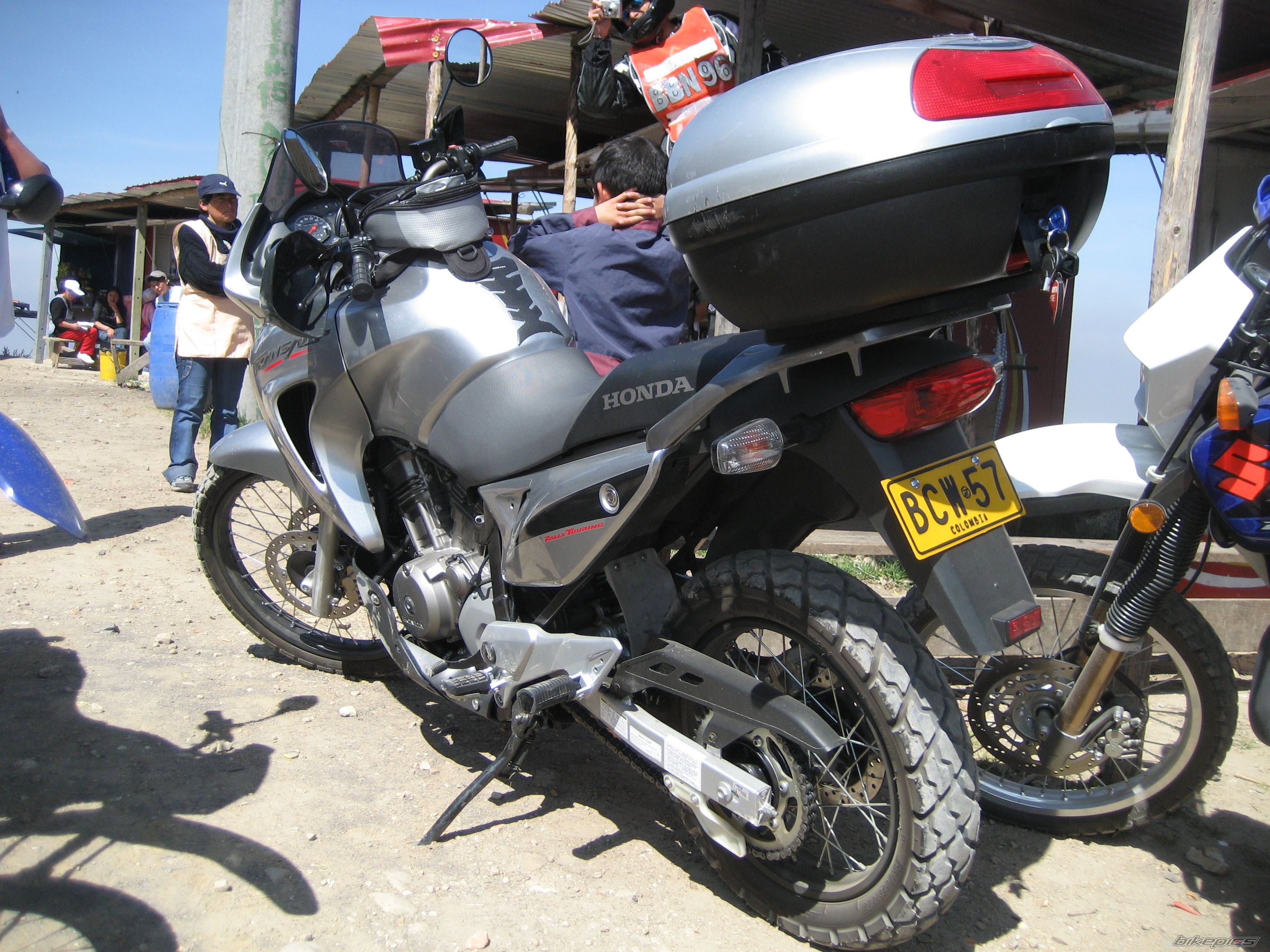Photo 876416