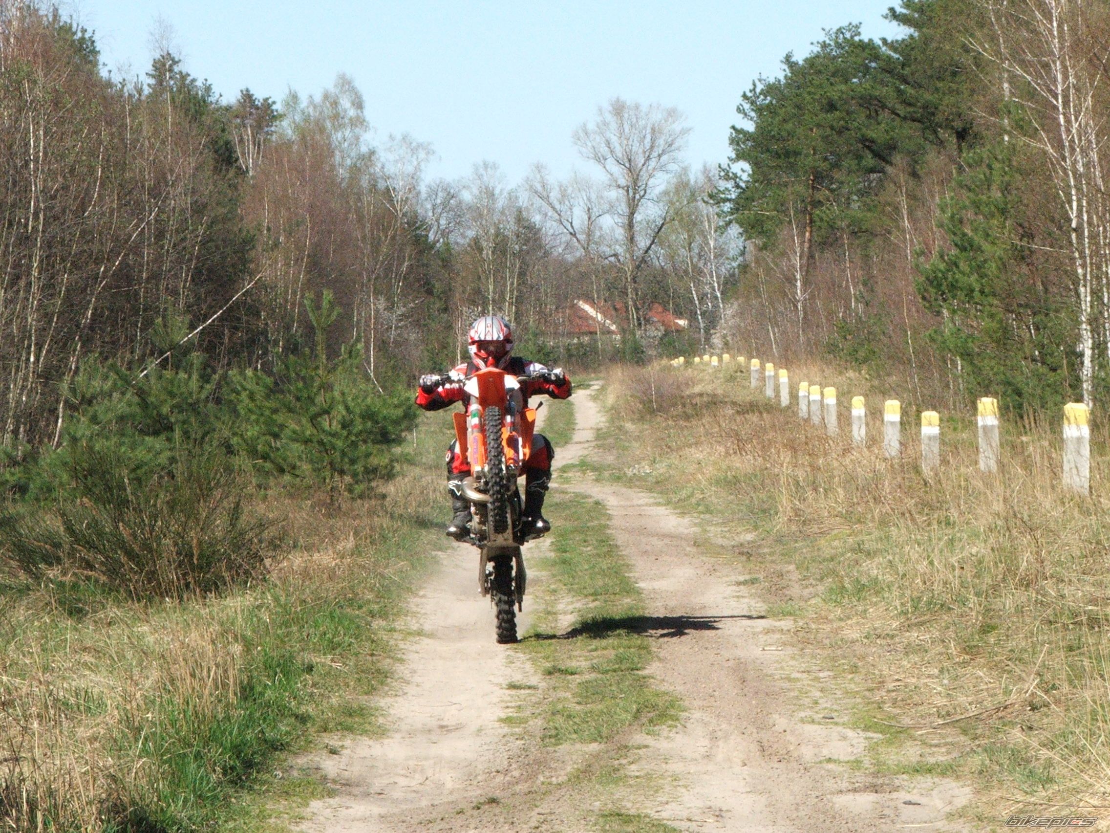 Bike Photo 877026