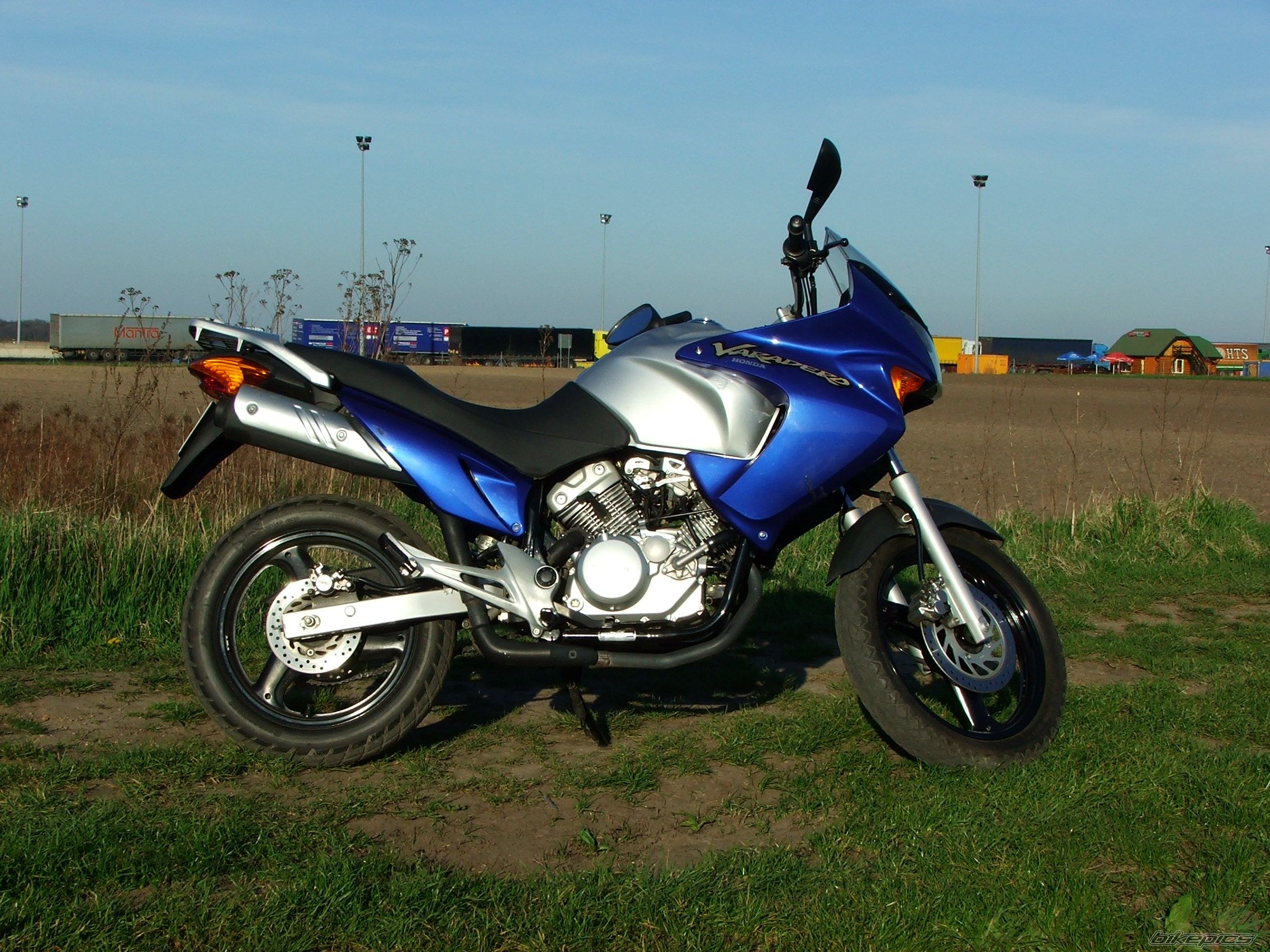 Bike Photo 877224