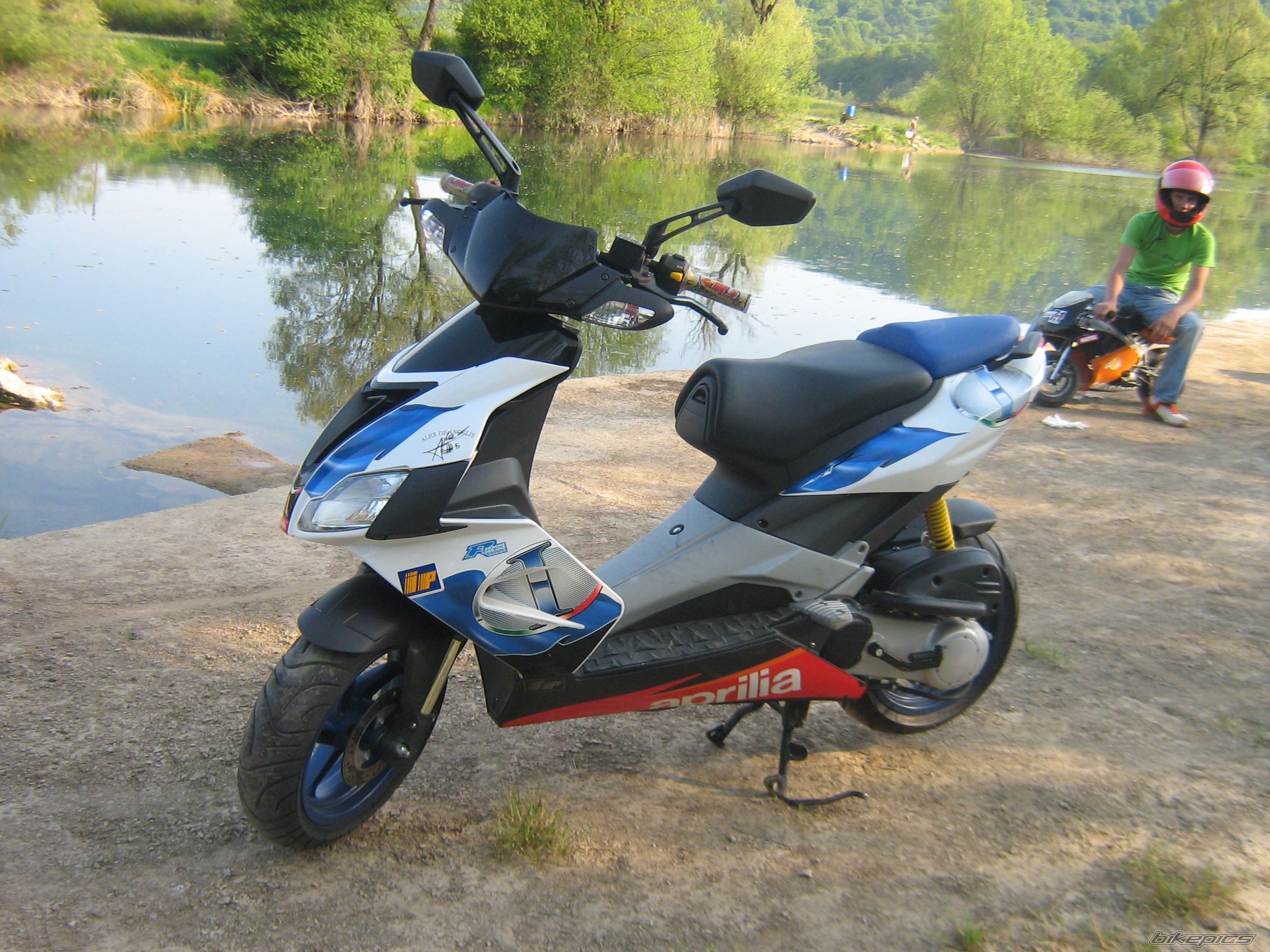 Bike Photo 877429