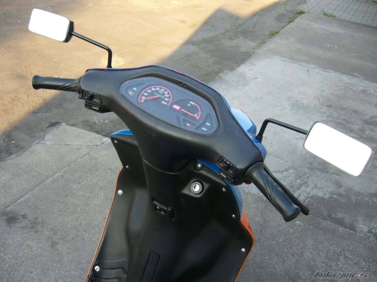 Photo 877545