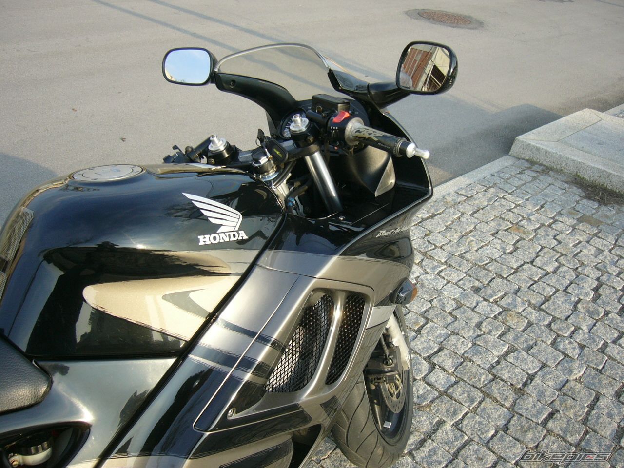Photo 877594