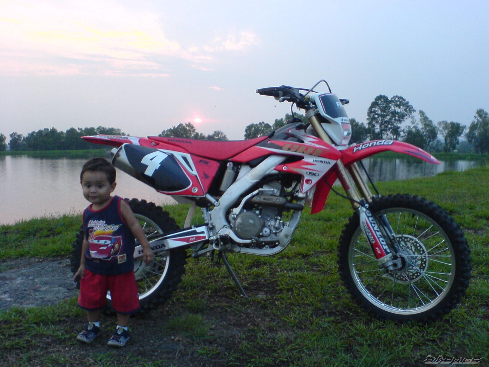 Bike Photo 877708