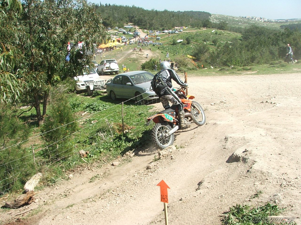 Photo 878430