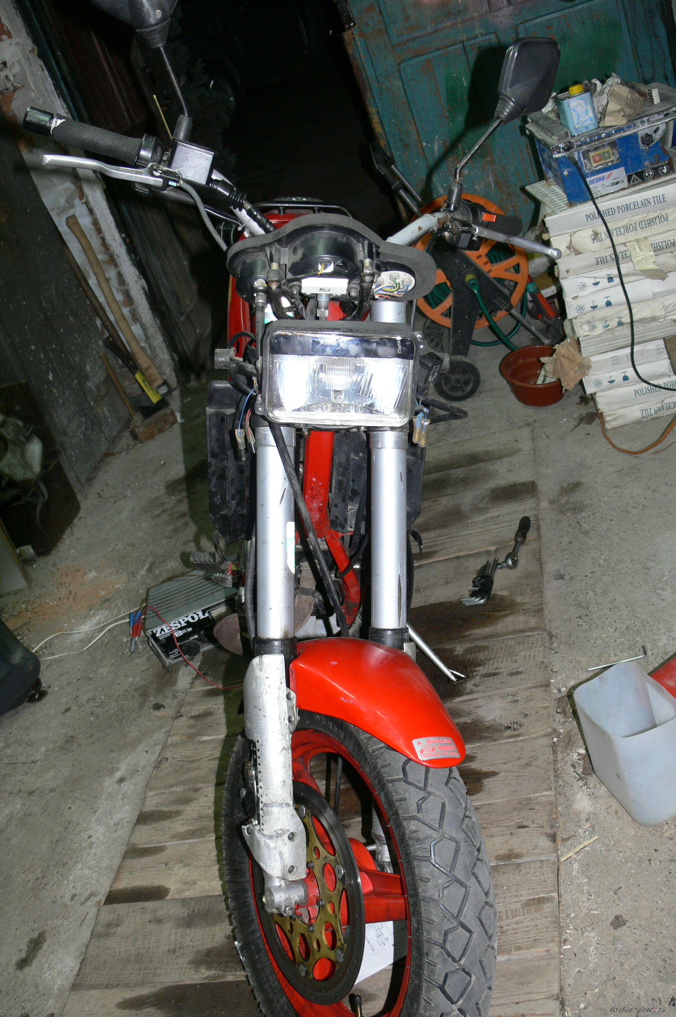 Photo 878475