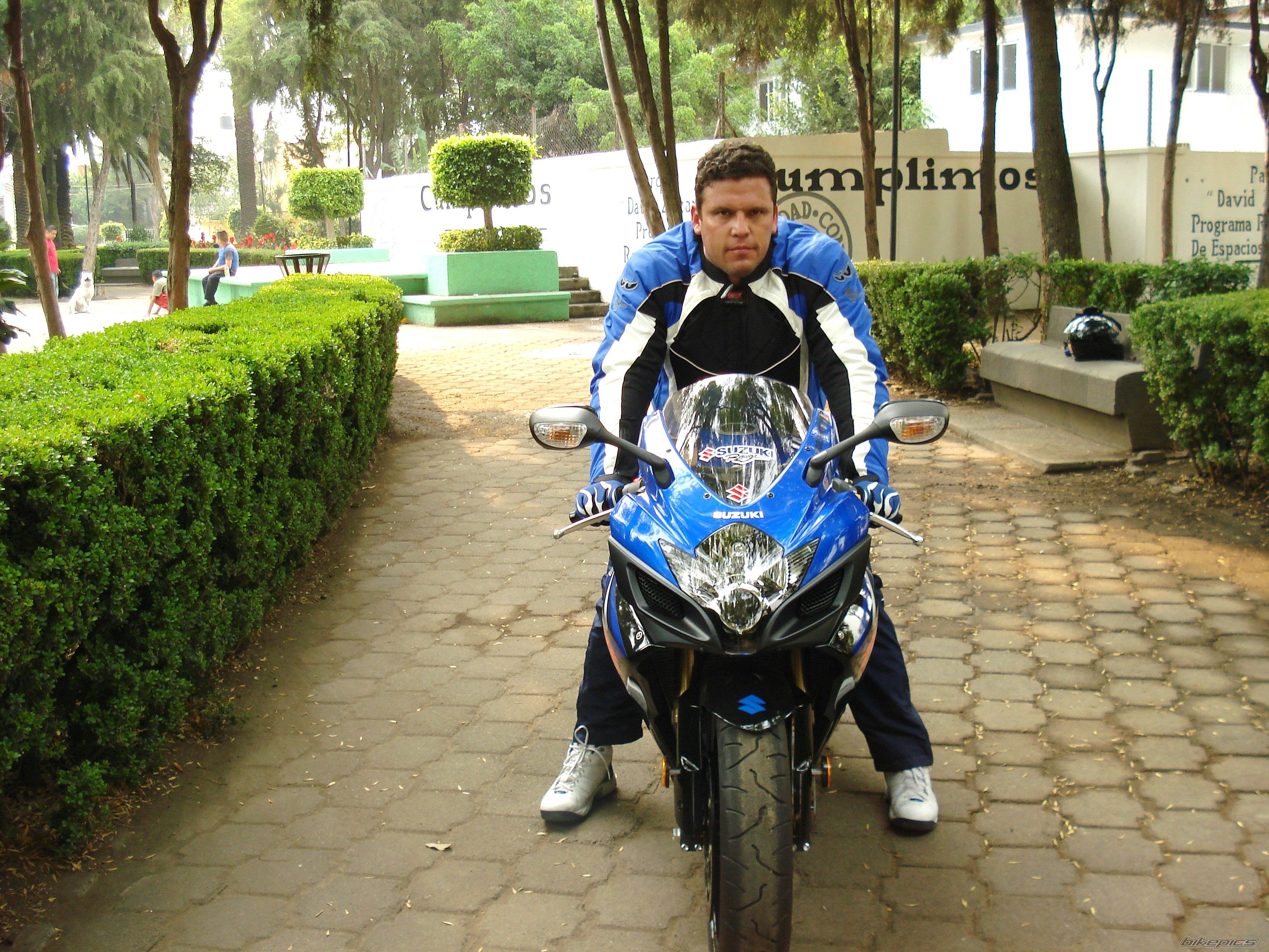 Bike Photo 878728