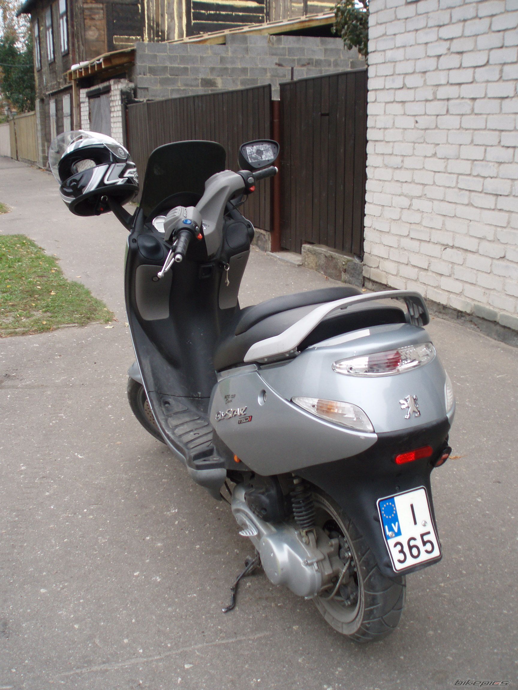 Photo 878733