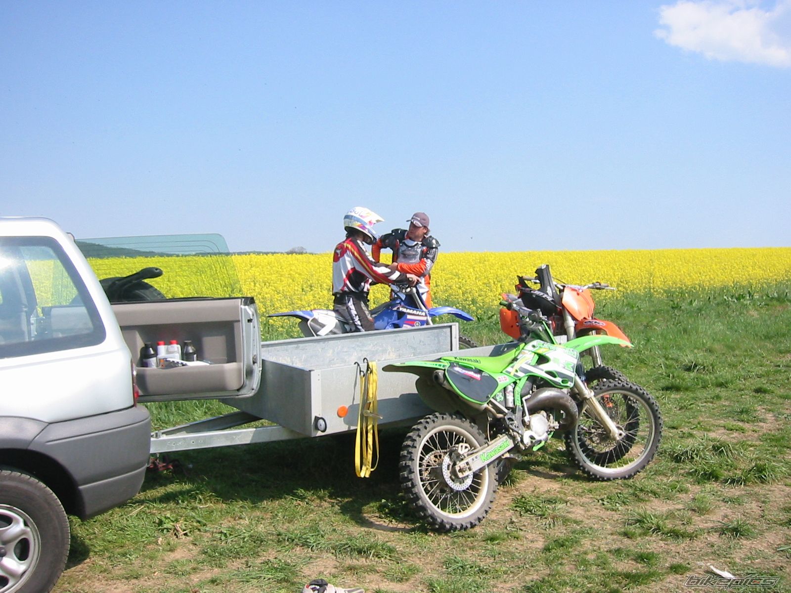 Bike Photo 879042