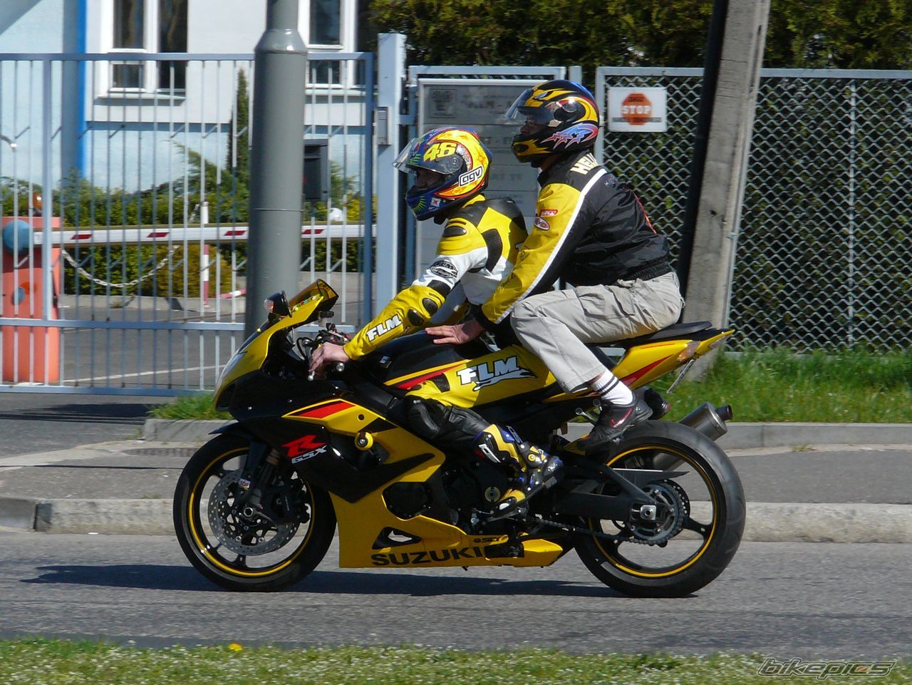 Bike Photo 879702