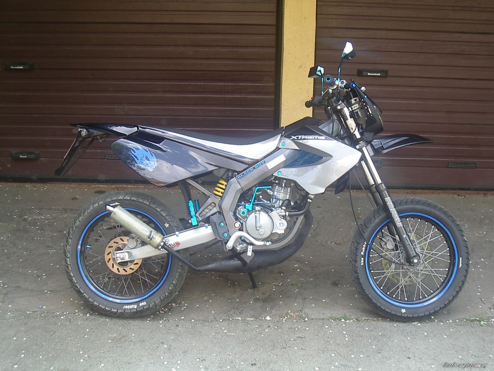 Bike Photo 879951