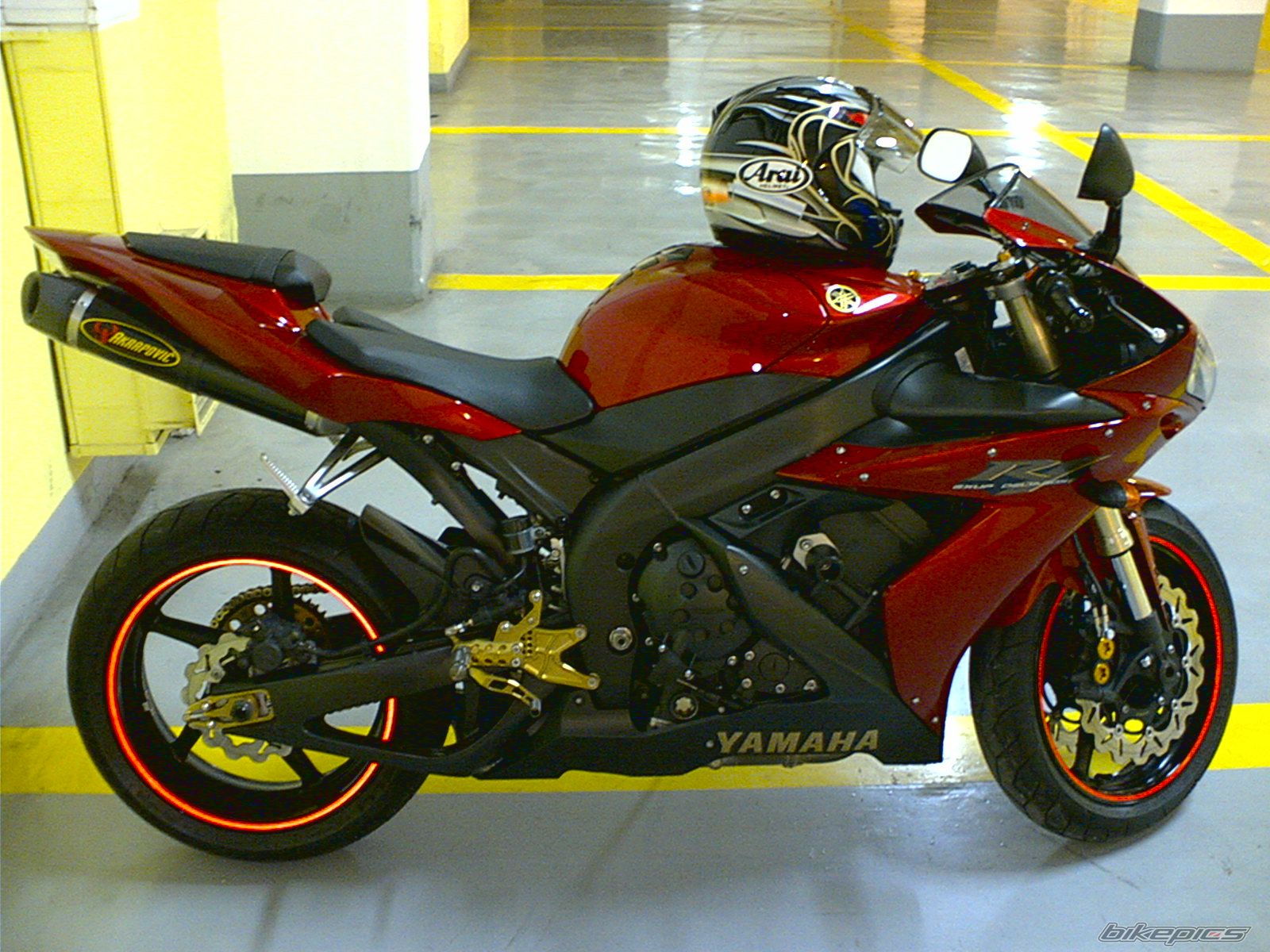 Bike Photo 880036