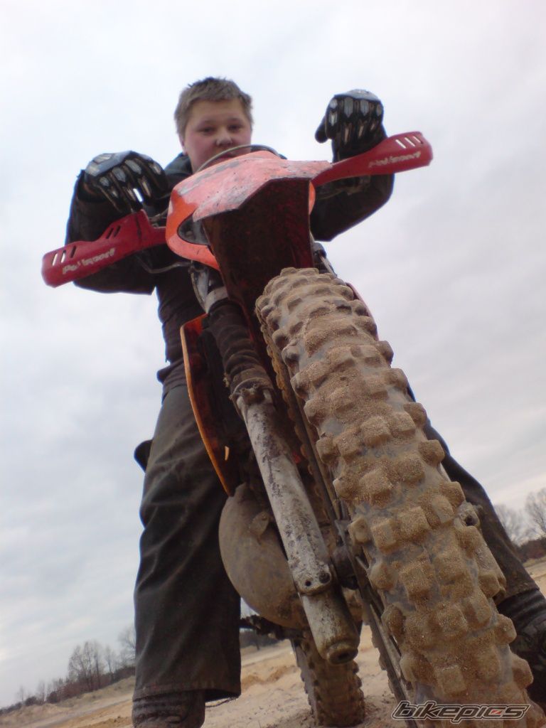 Bike Photo 880062