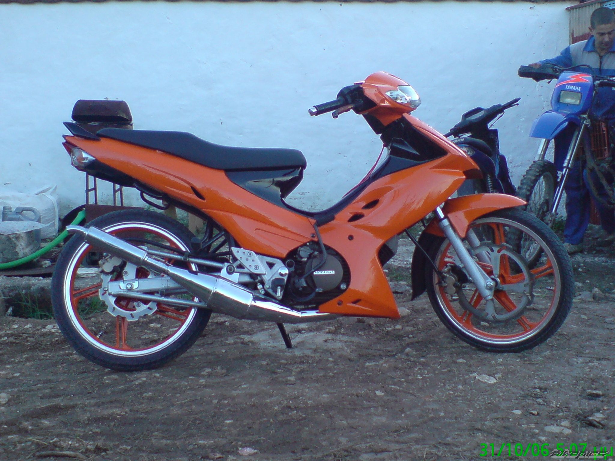 Photo 880069