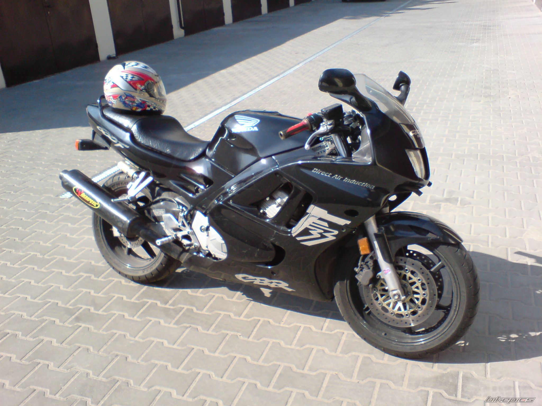 Bike Photo 880184