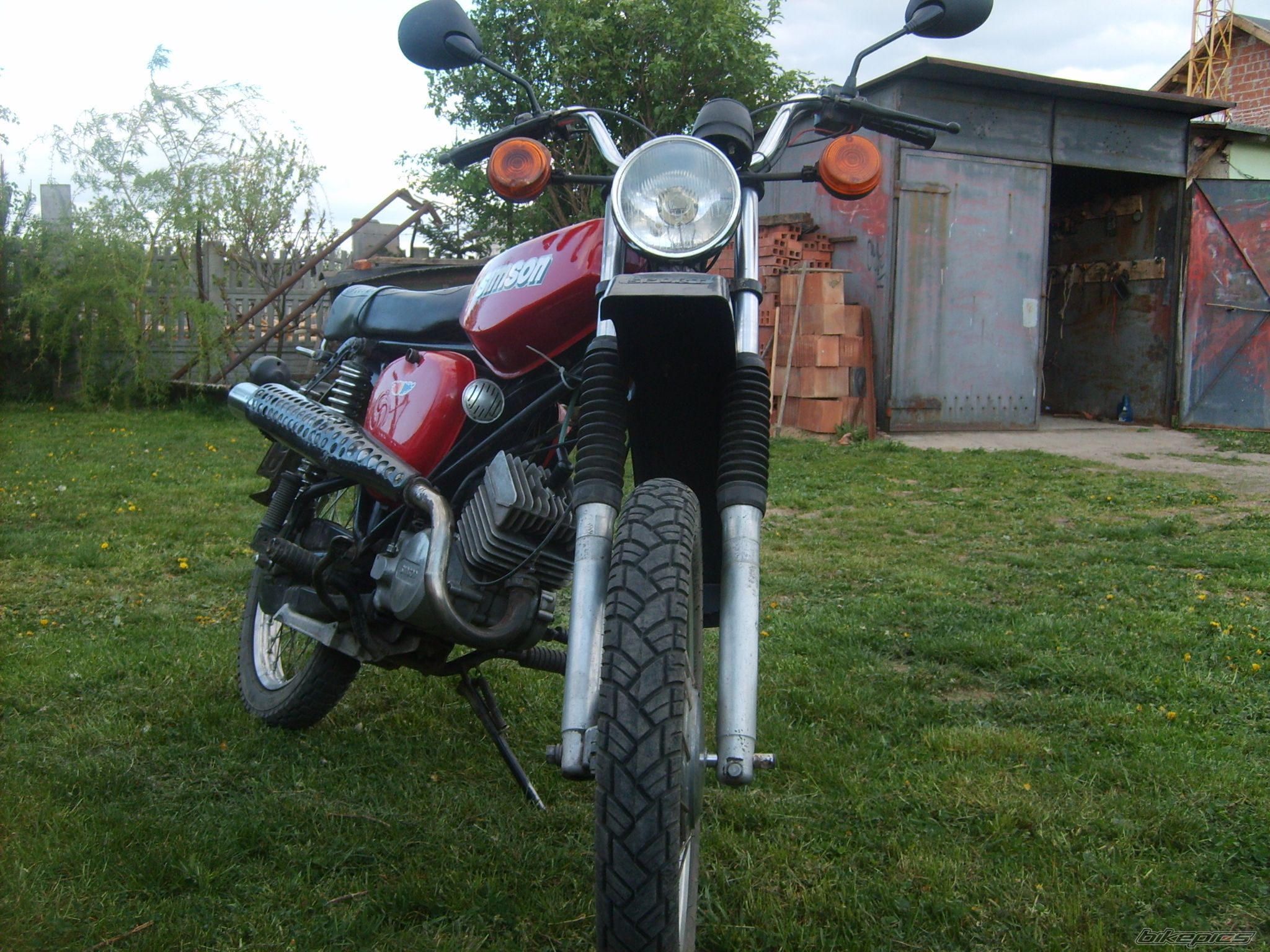 Photo 880608