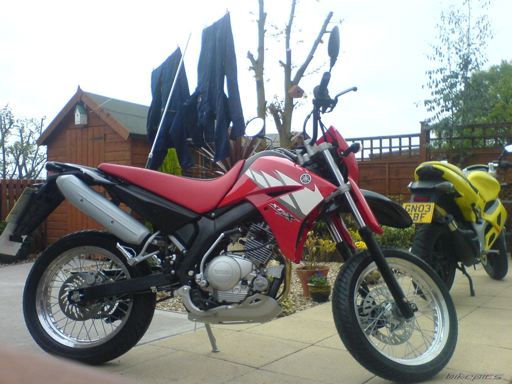 Bike Photo 880609