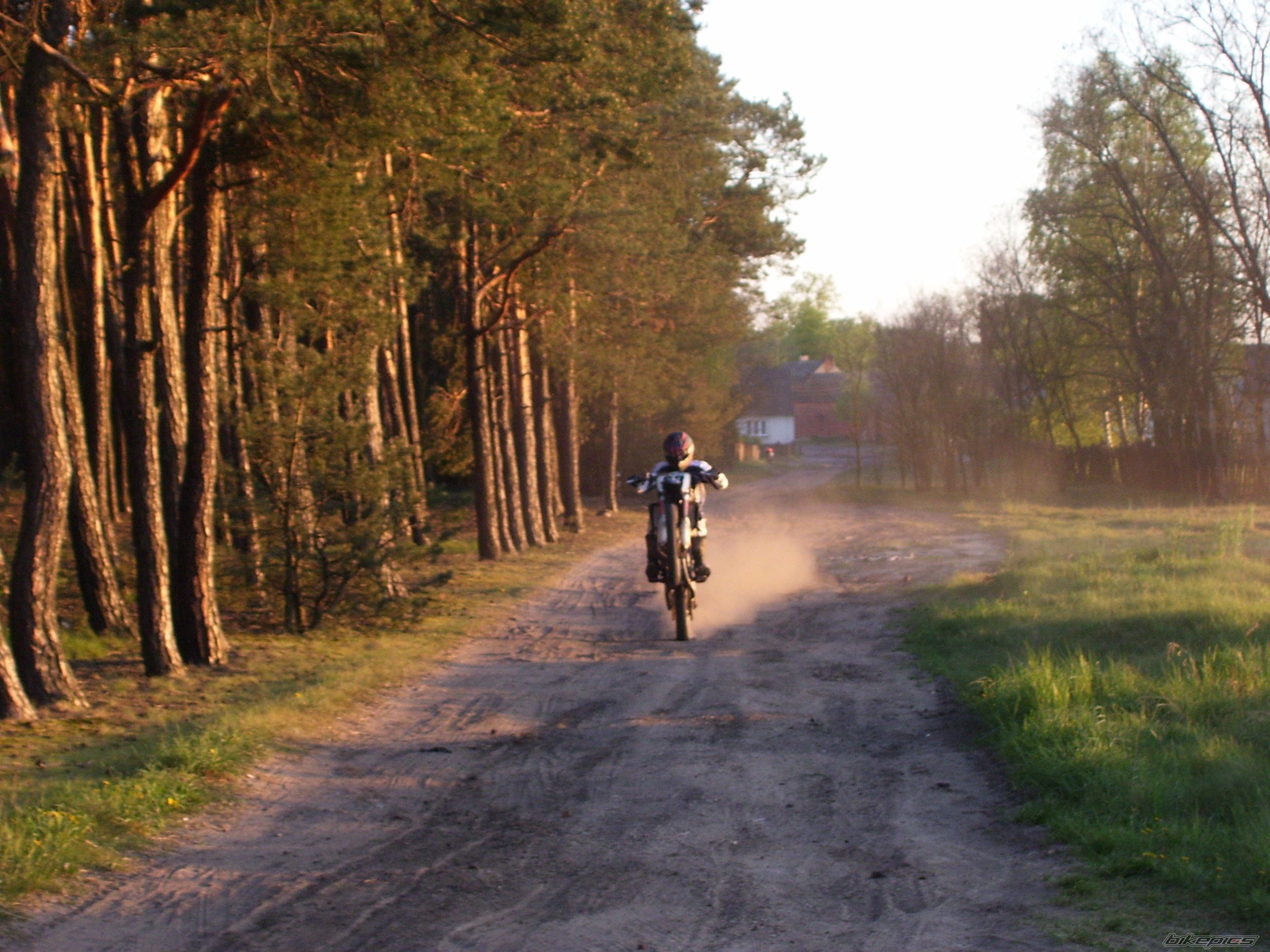 Bike Photo 880650