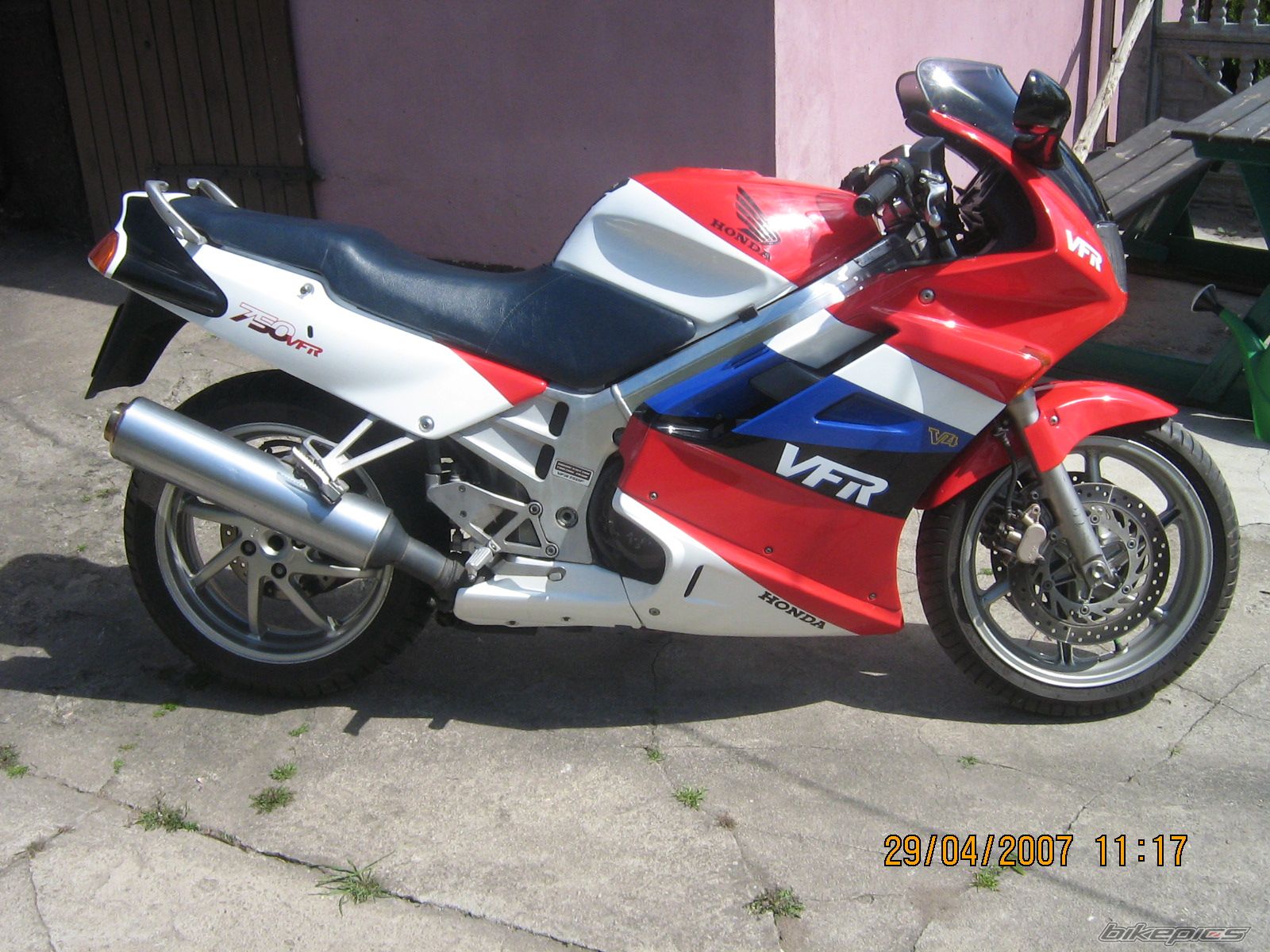 Photo 880735