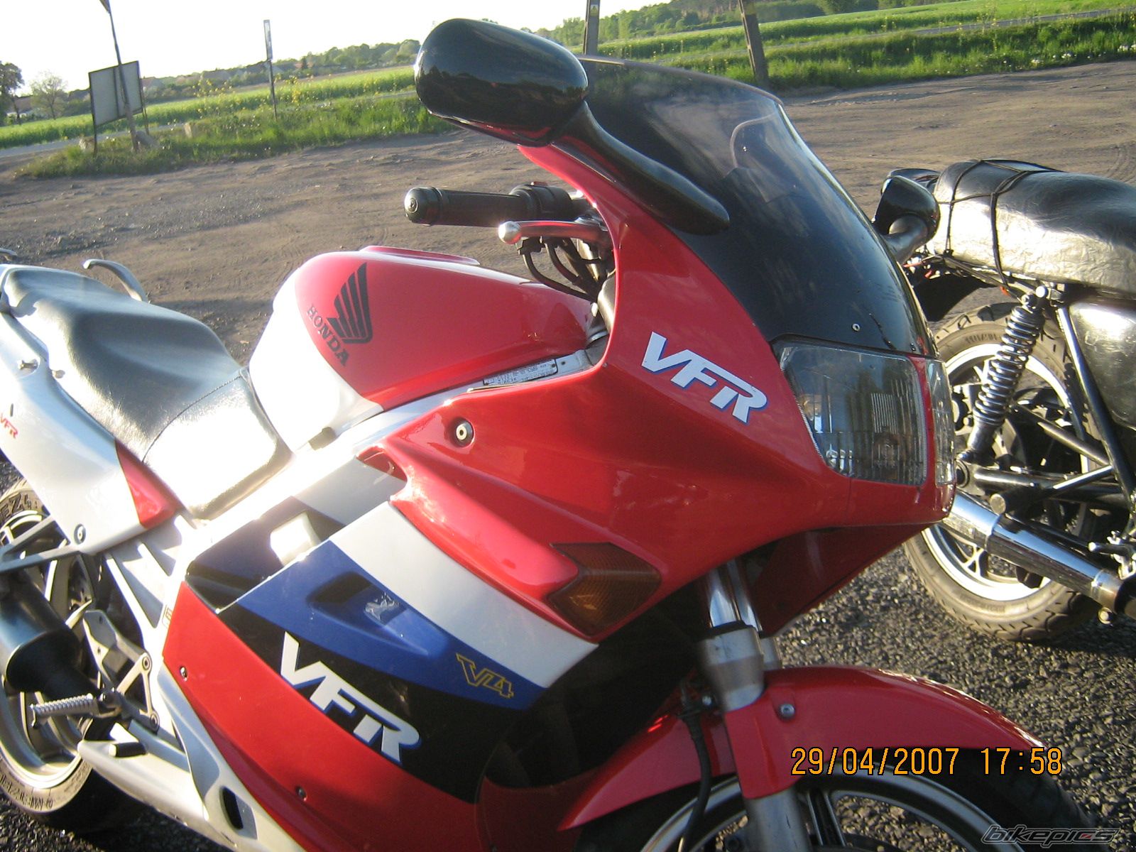 Photo 880762