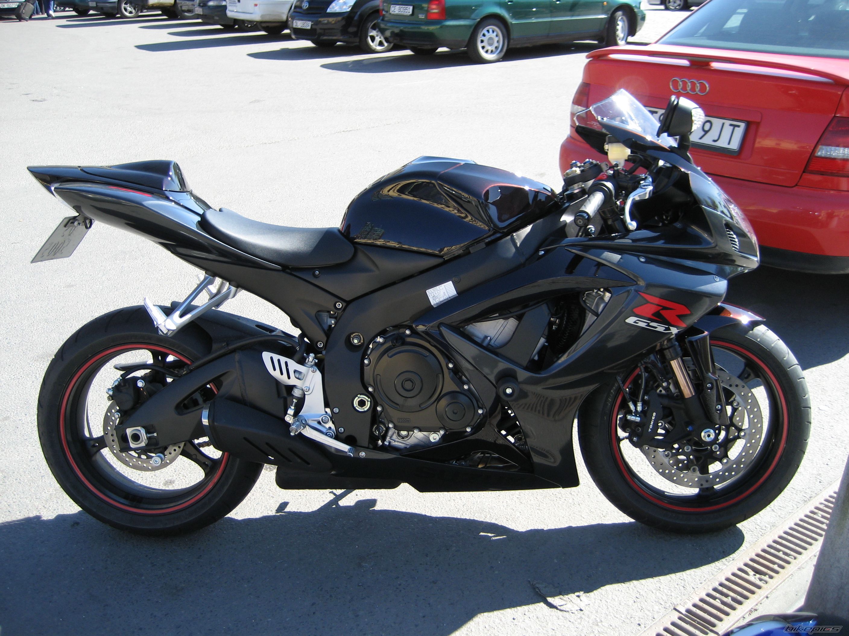 Bike Photo 880901