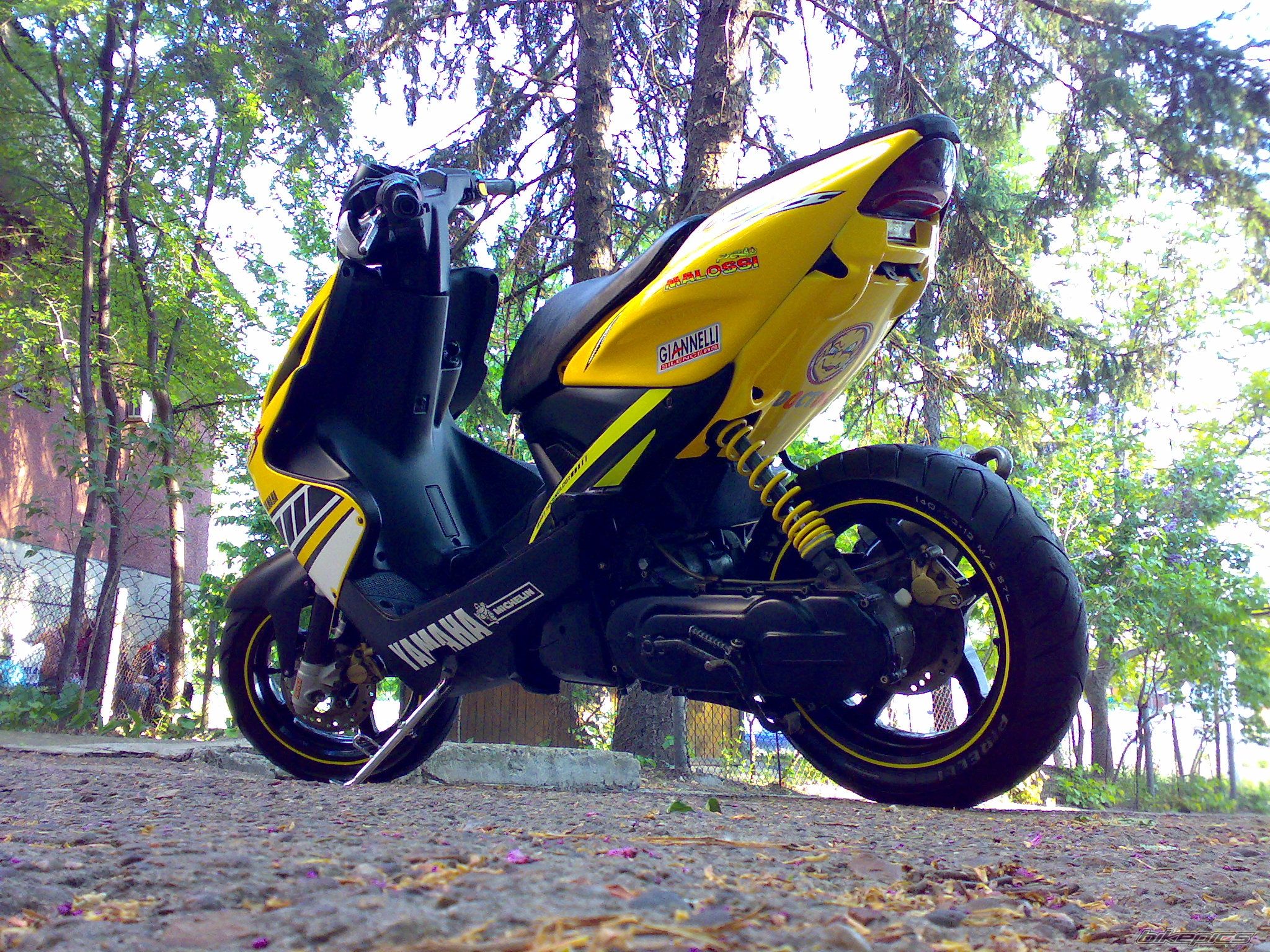 Bike Photo 881132