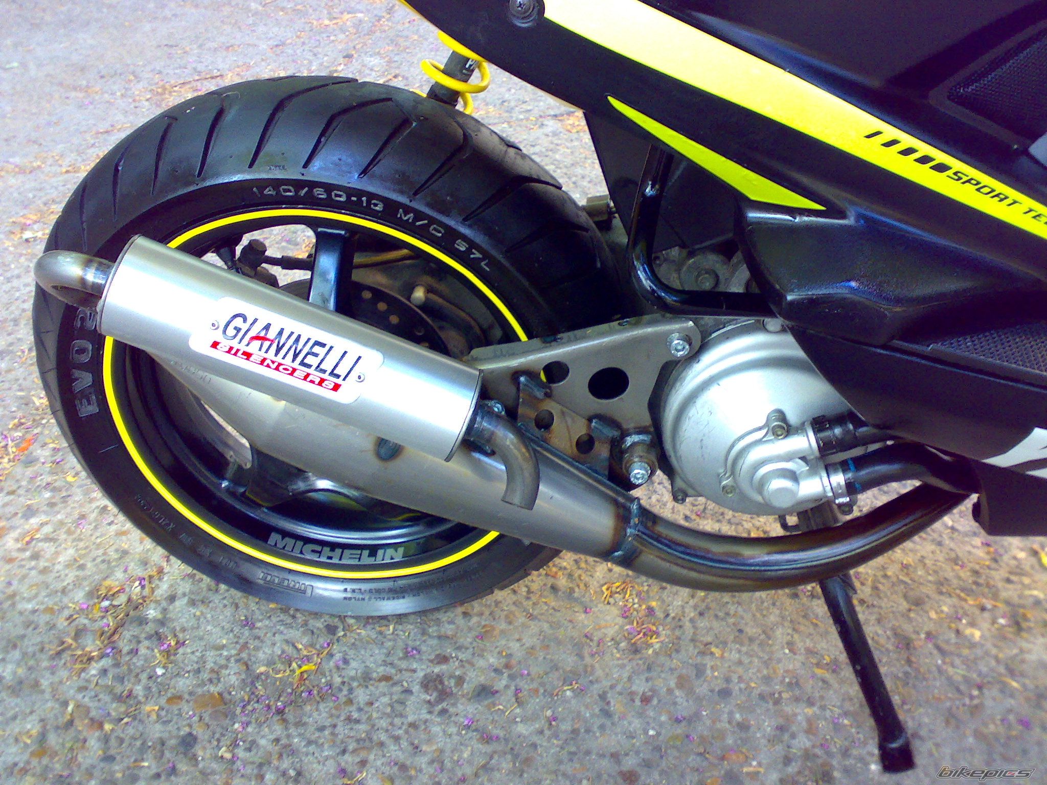 Bike Photo 881145
