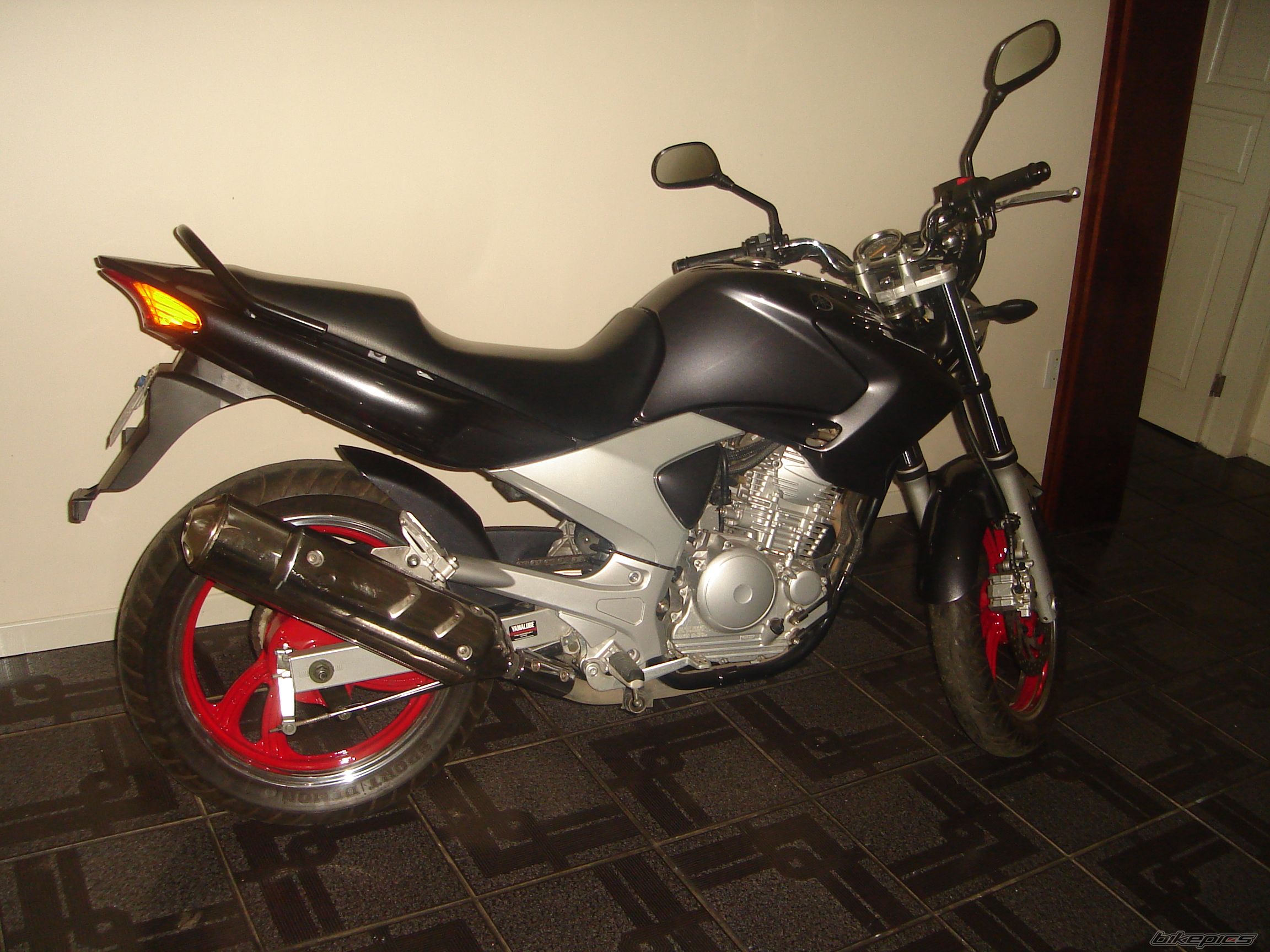 Photo 881737