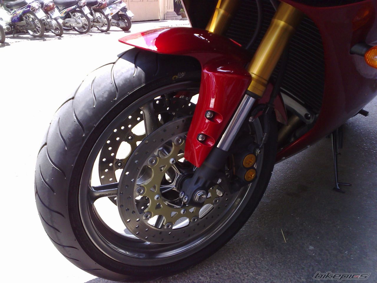 Photo 882536