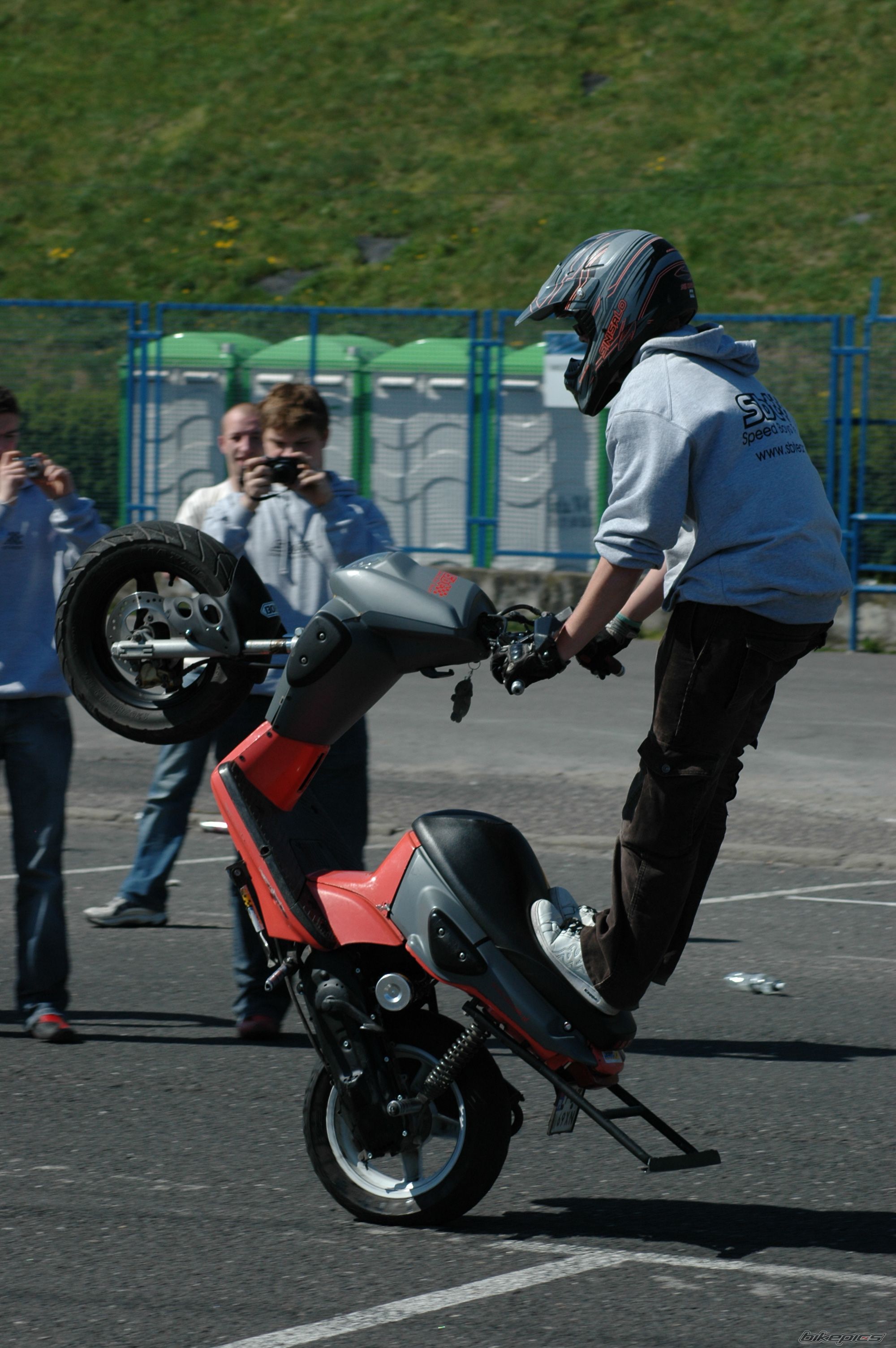 Bike Photo 882545