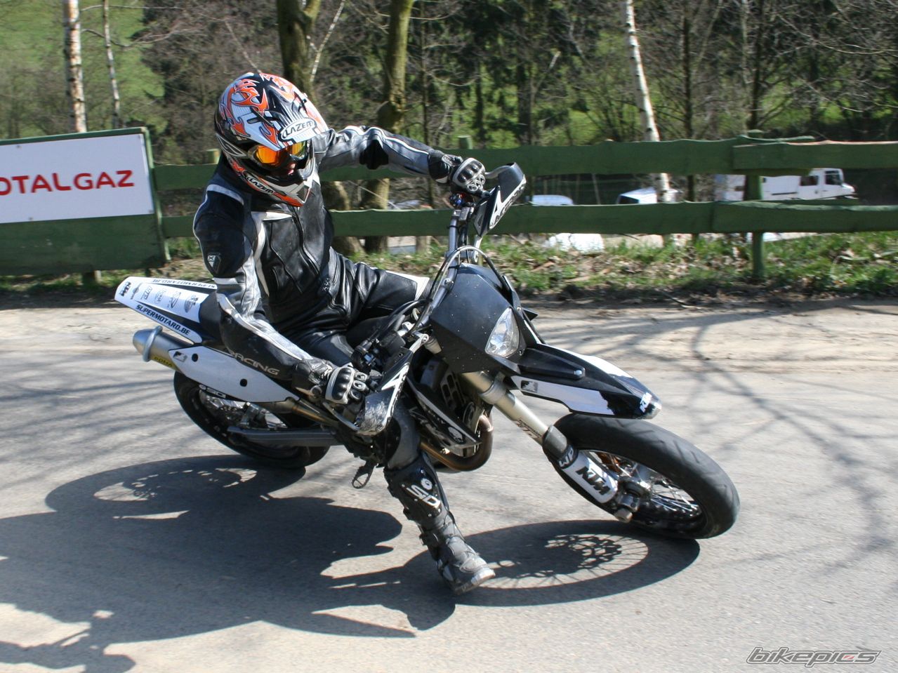 Bike Photo 882668