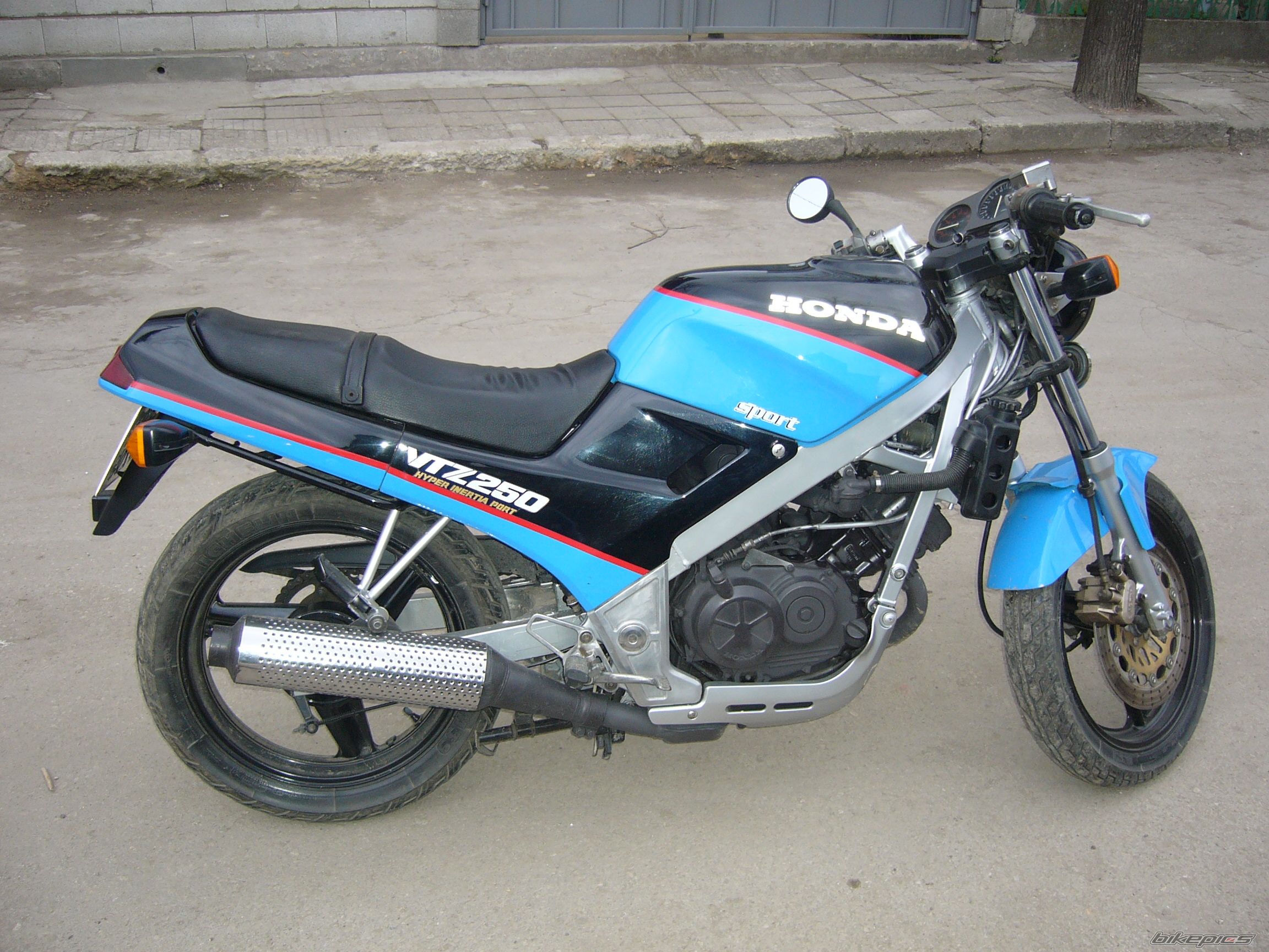 Bike Photo 882688