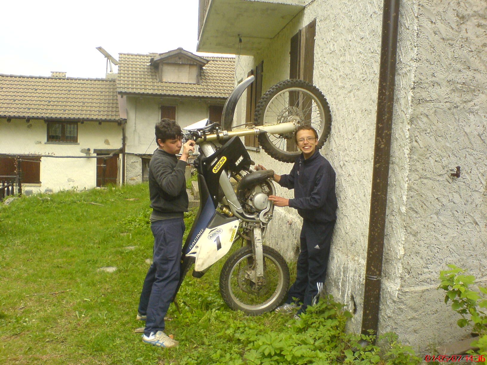 Photo 883109