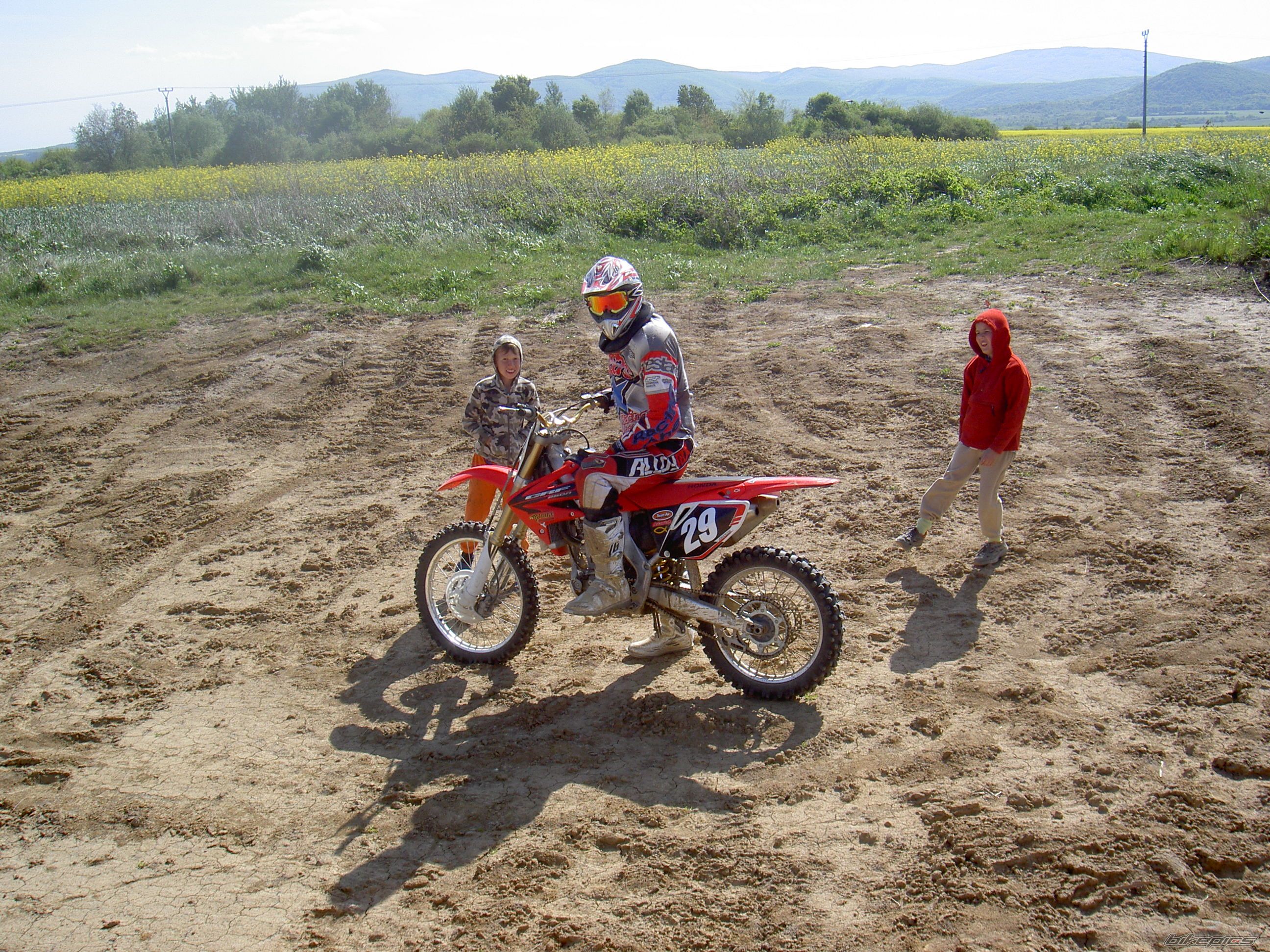Bike Photo 883249