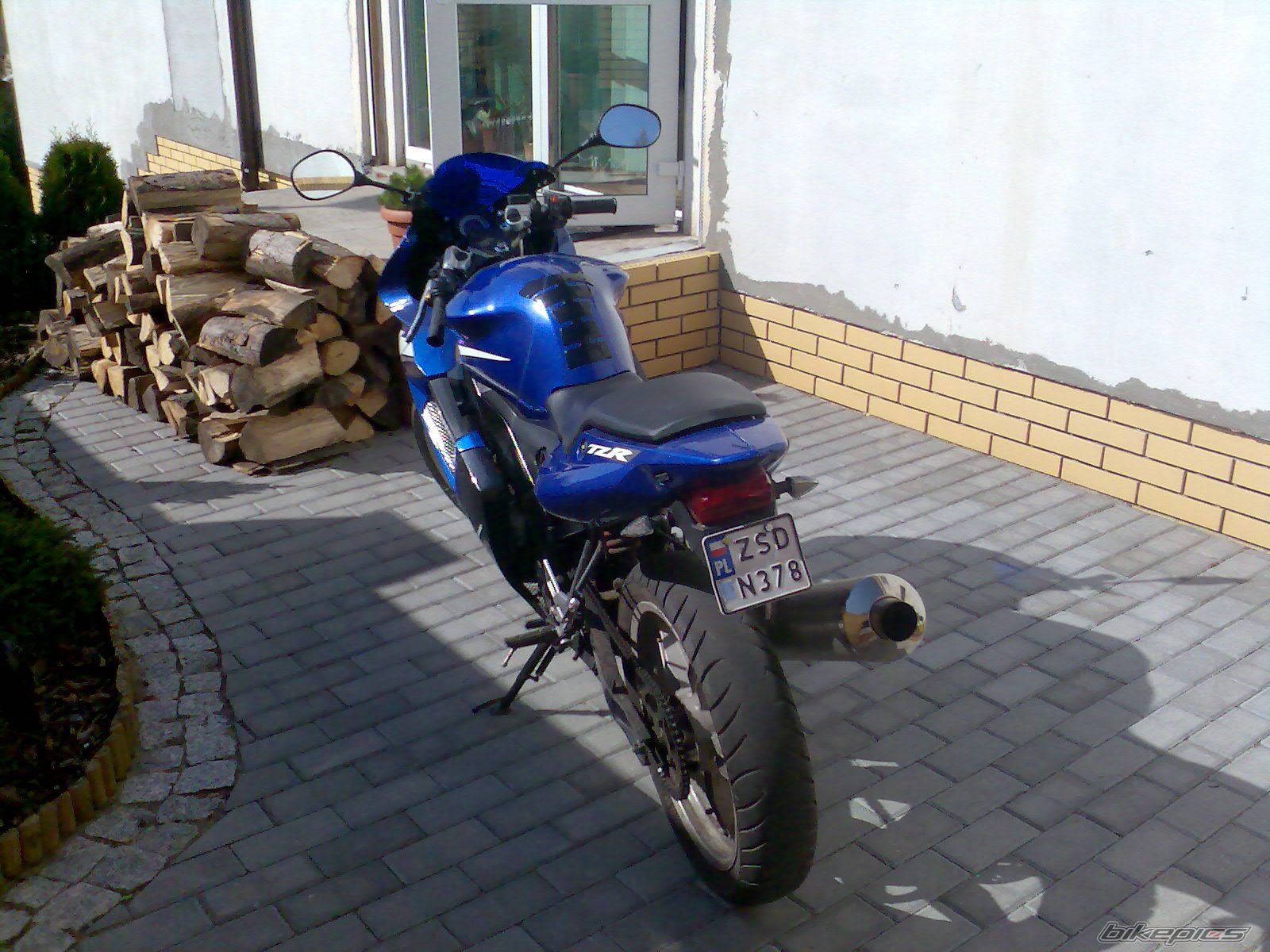 Photo 883354