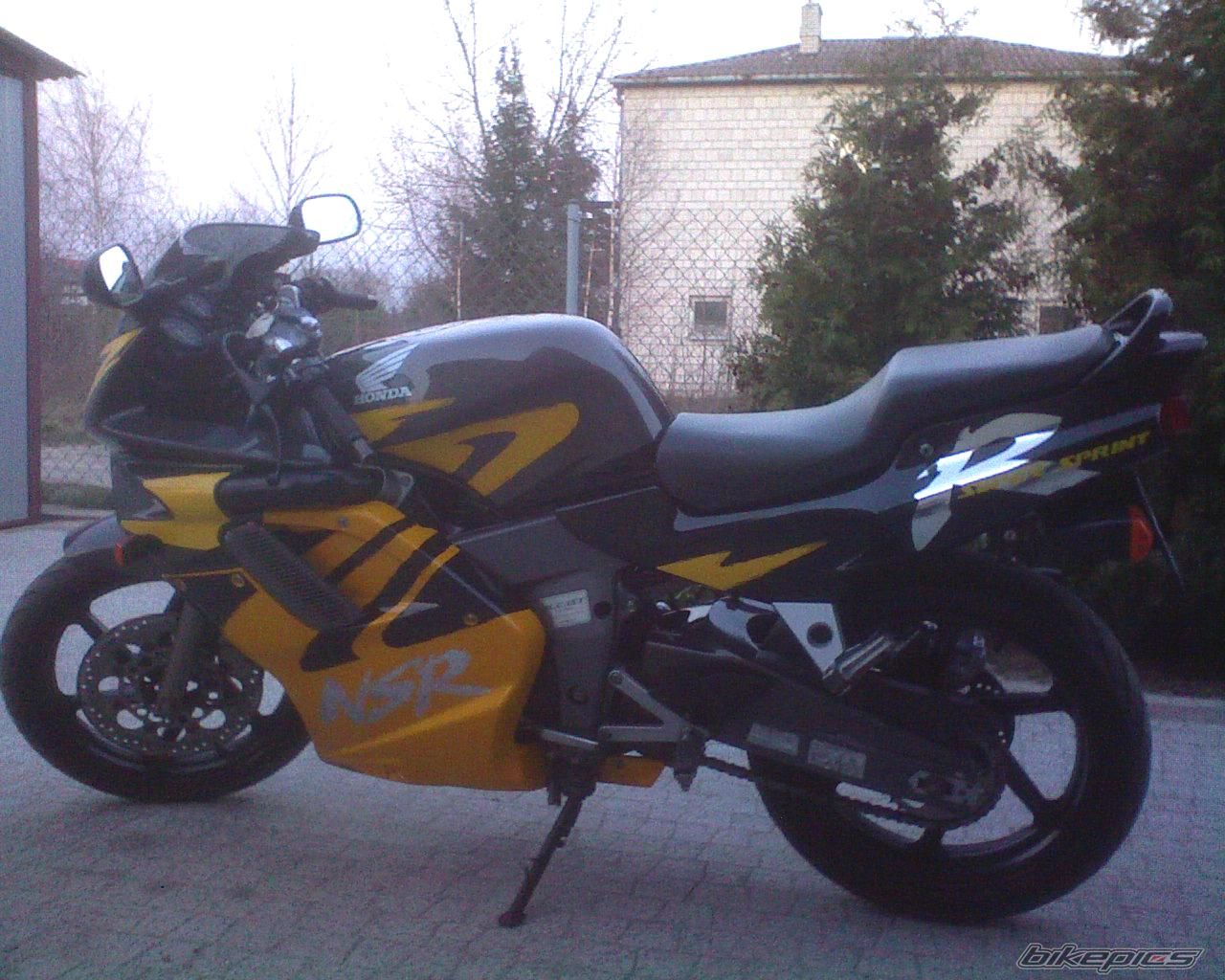 Photo 883368