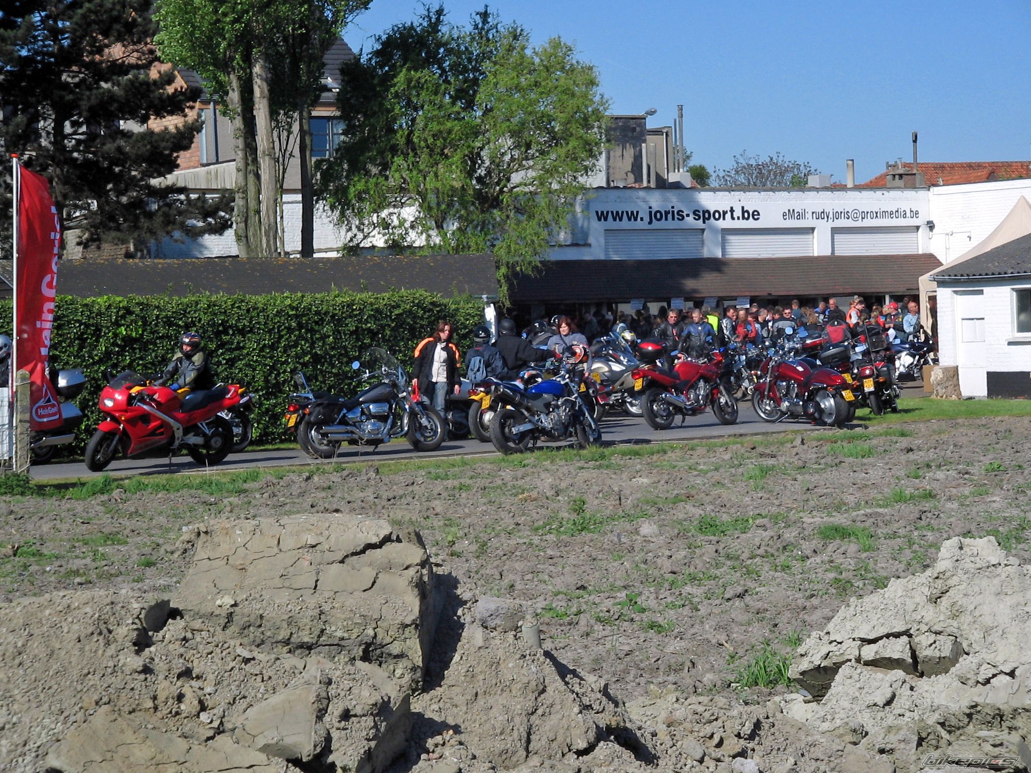 Bike Photo 883546