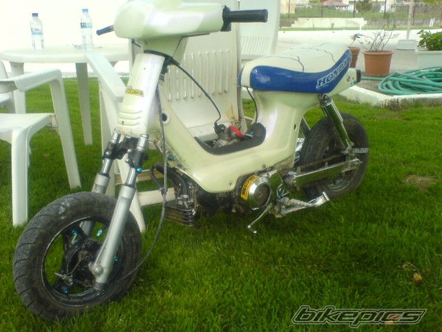 Photo 883802